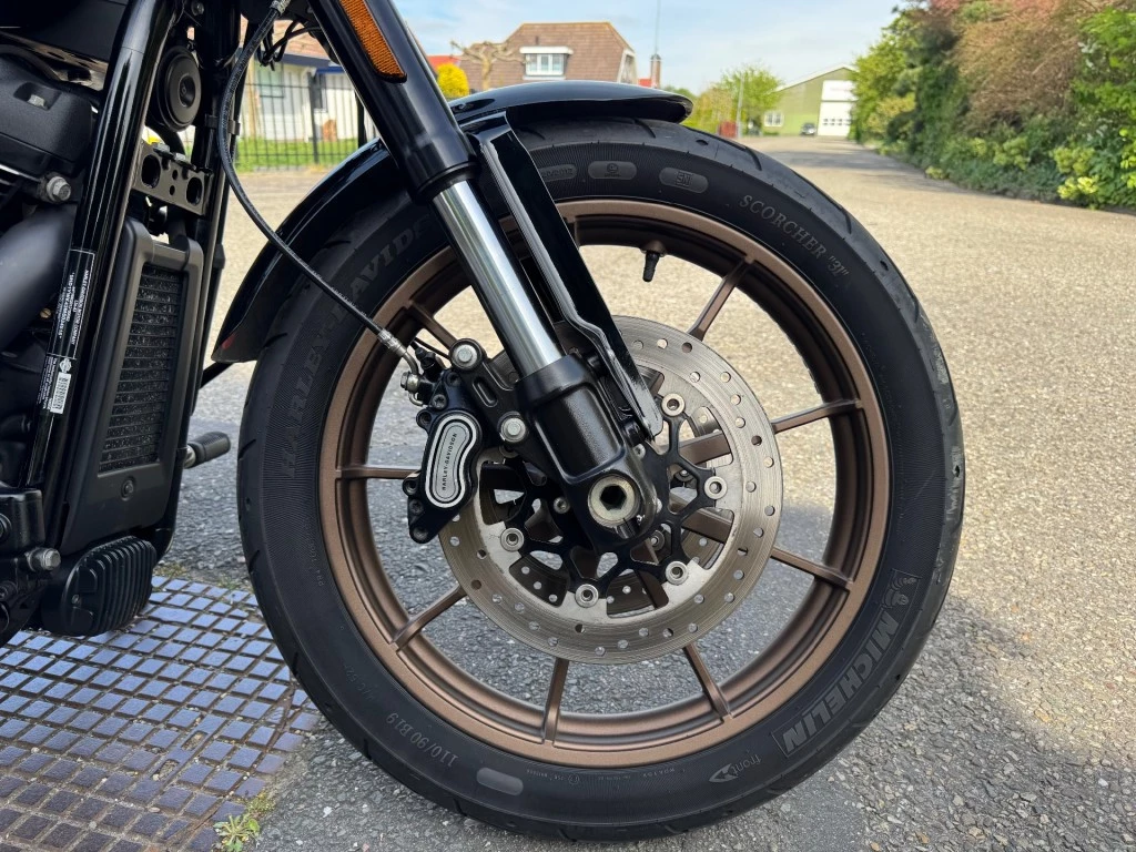 Hoofdafbeelding Harley-Davidson Low Rider