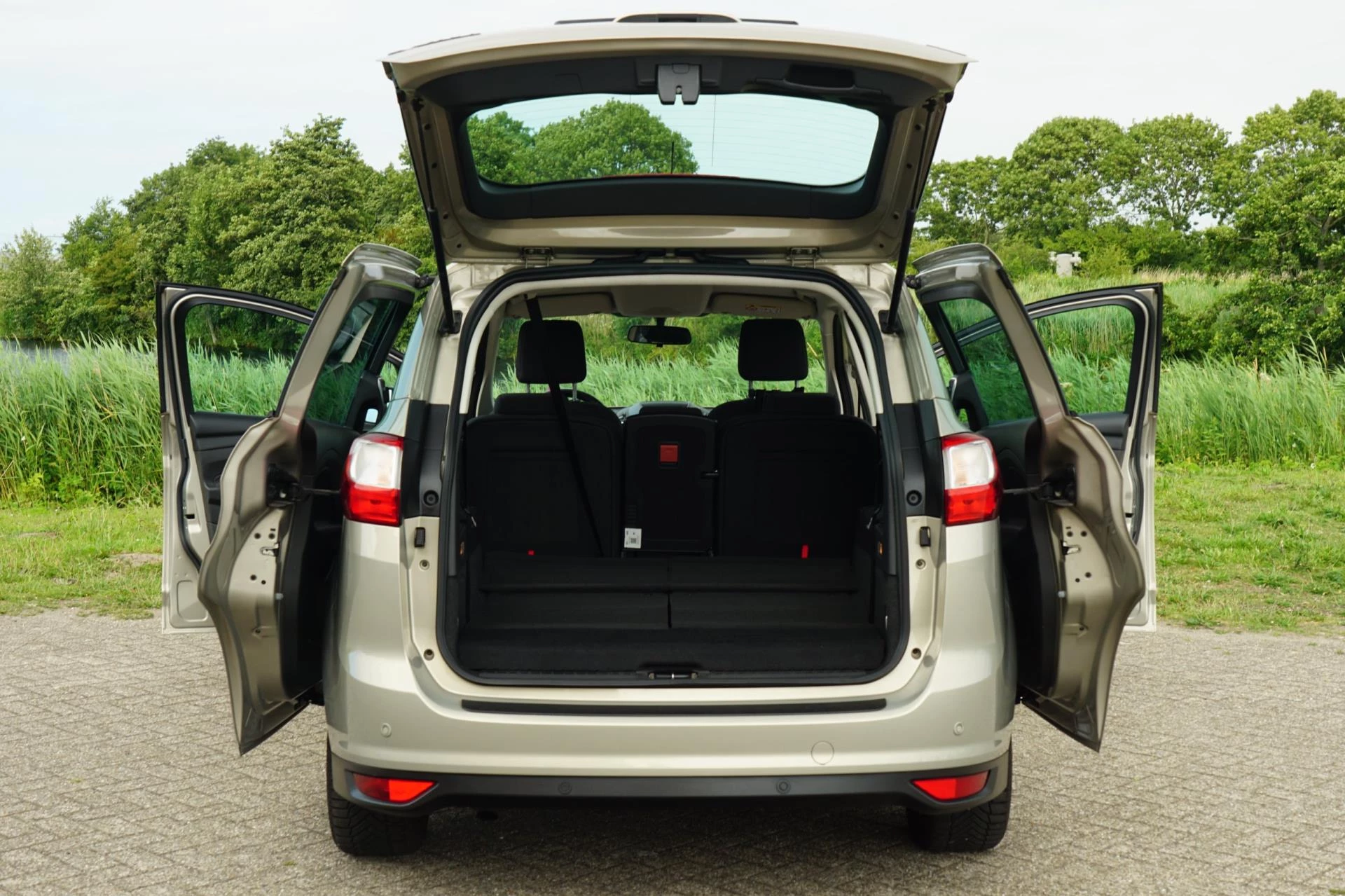 Hoofdafbeelding Ford Grand C-Max