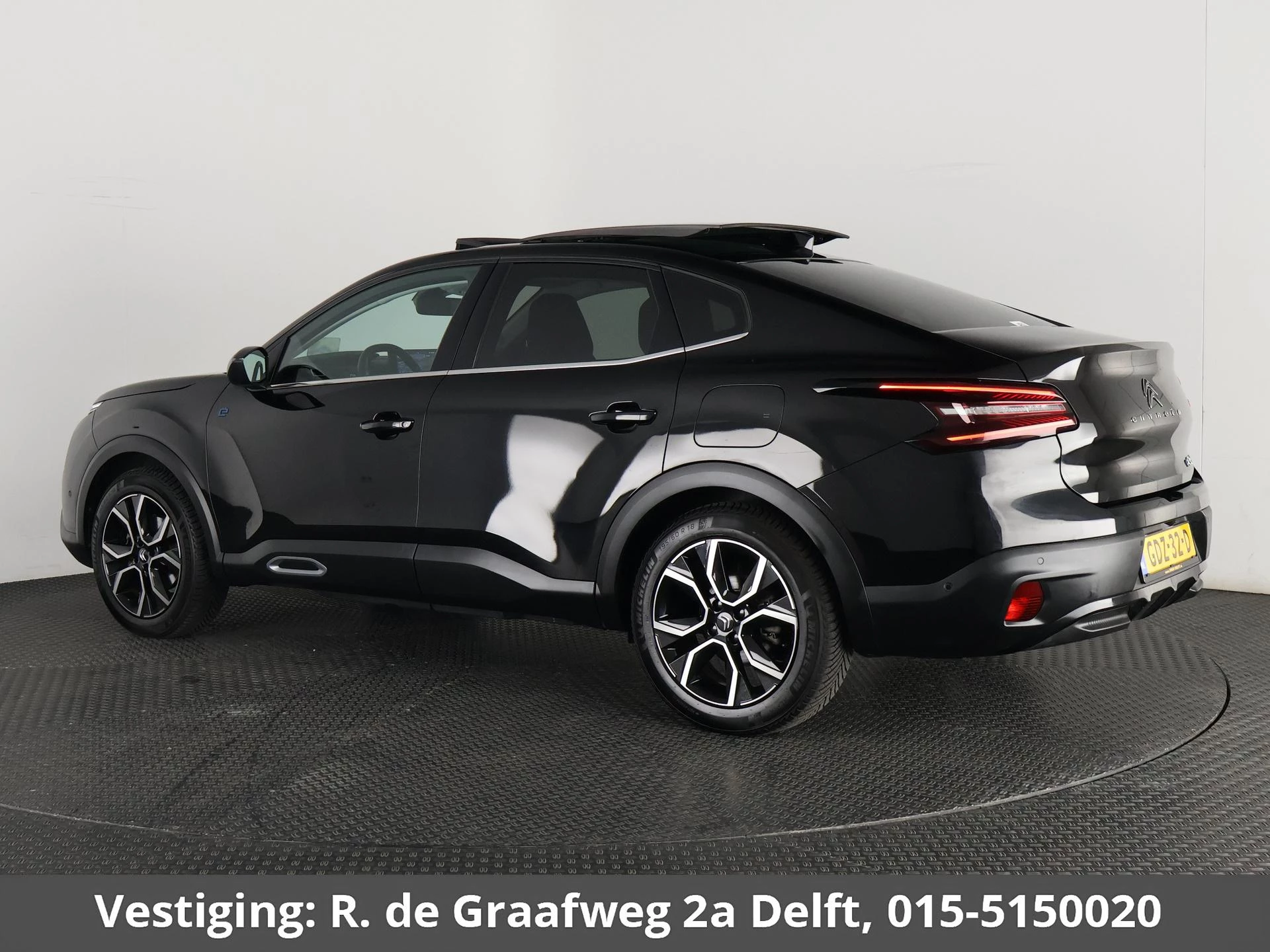 Hoofdafbeelding Citroën ë-C4 X