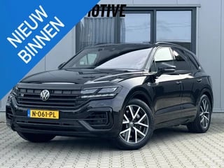 Volkswagen Touareg 3.0 TSi V6 4MOTION R - 462 PK - Panorama - Trekhaak - Matrix Led - Luchtvering