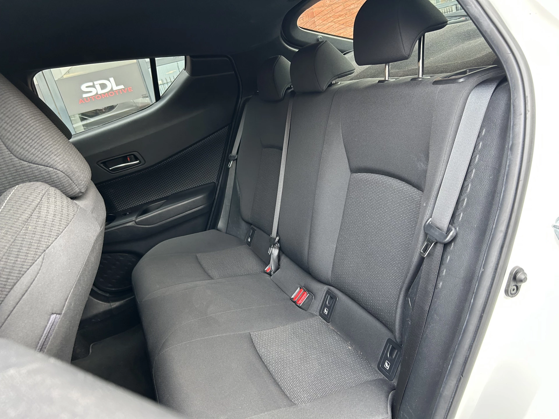 Hoofdafbeelding Toyota C-HR