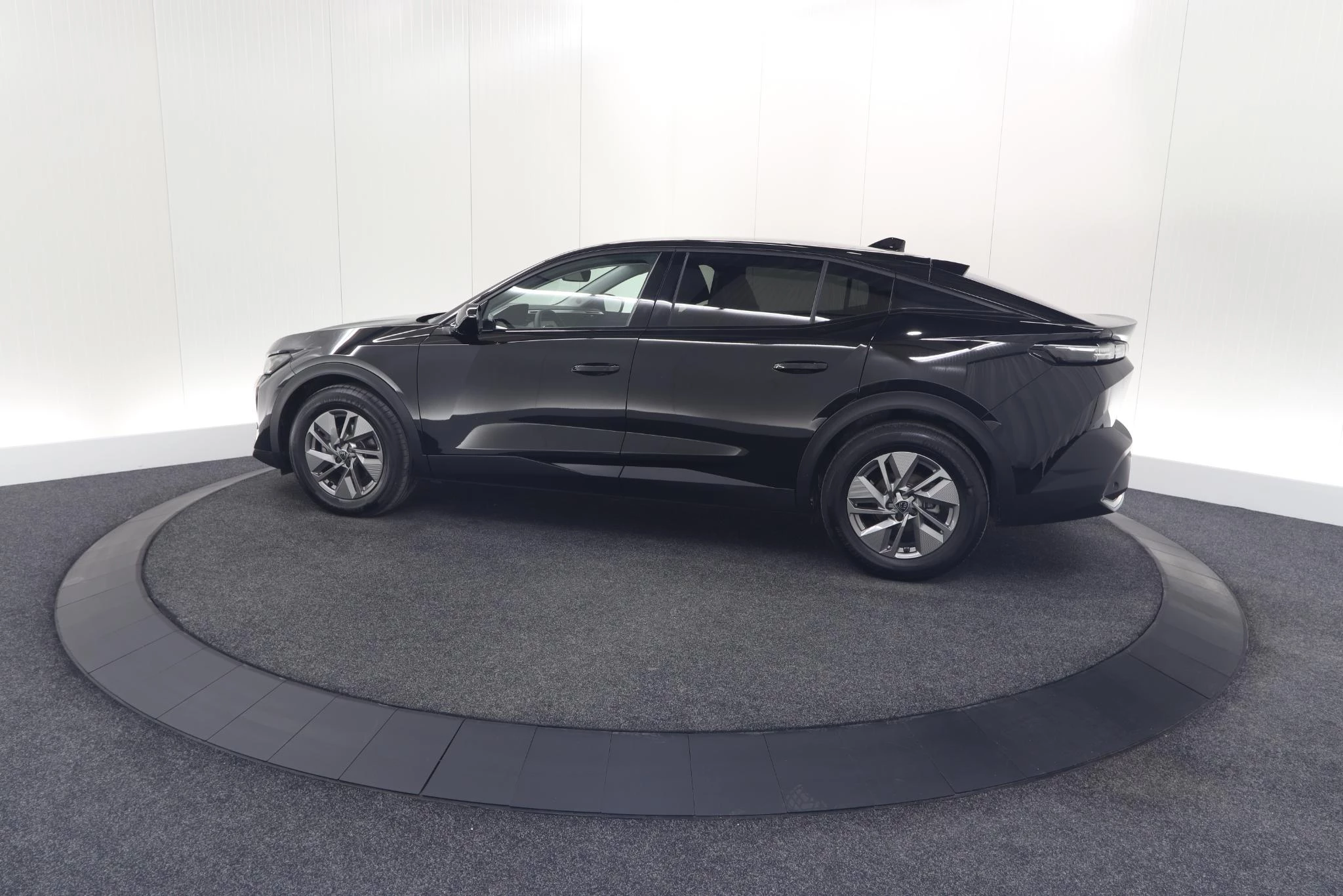 Hoofdafbeelding Peugeot 408