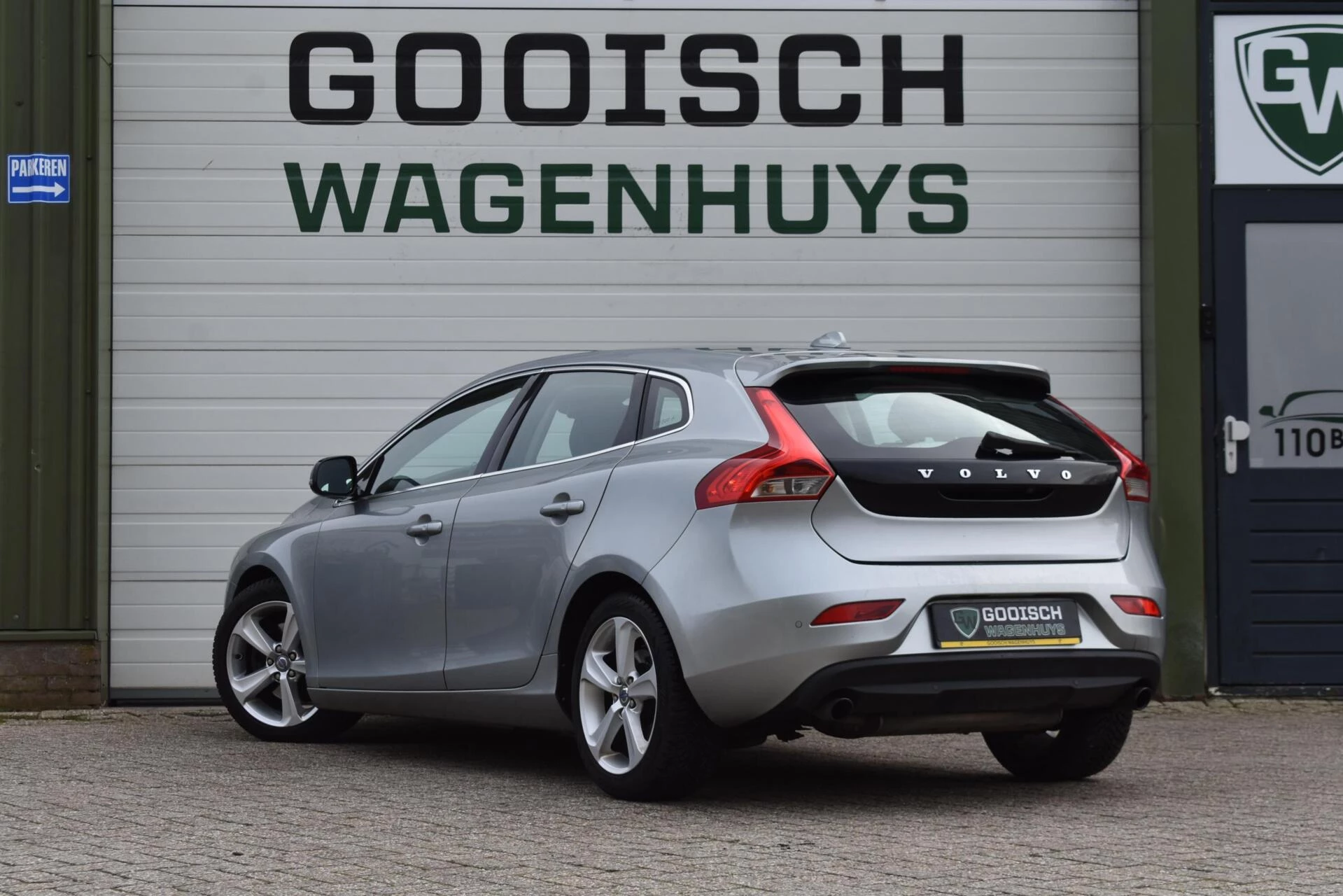 Hoofdafbeelding Volvo V40