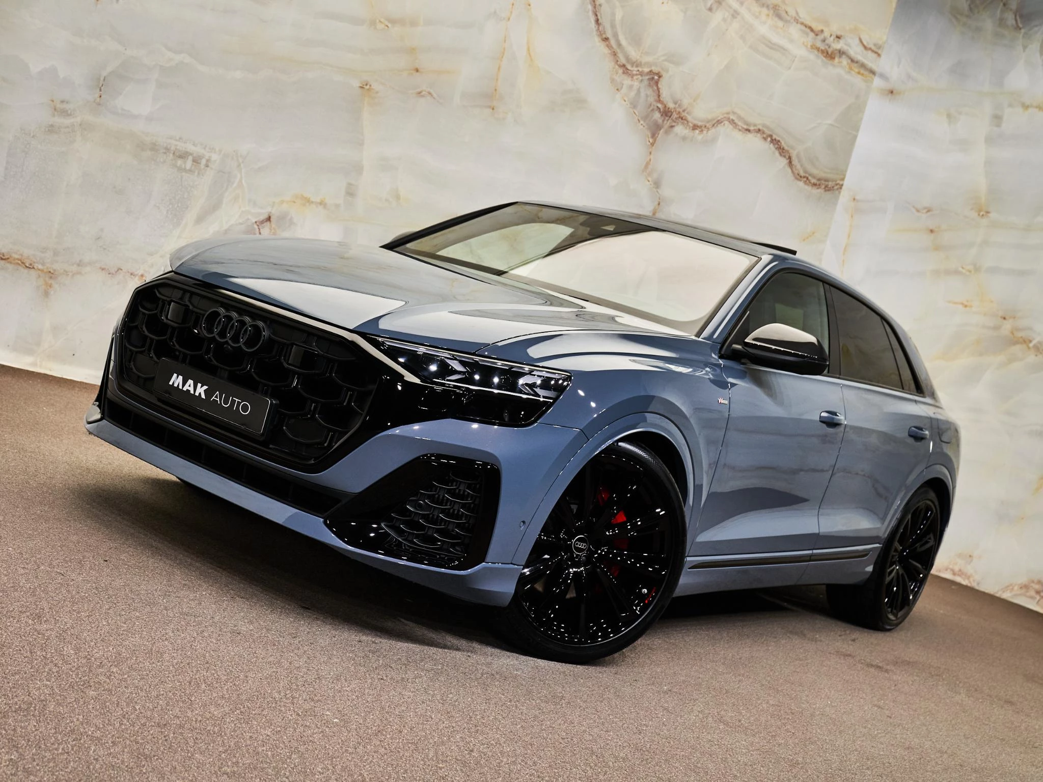 Hoofdafbeelding Audi Q8