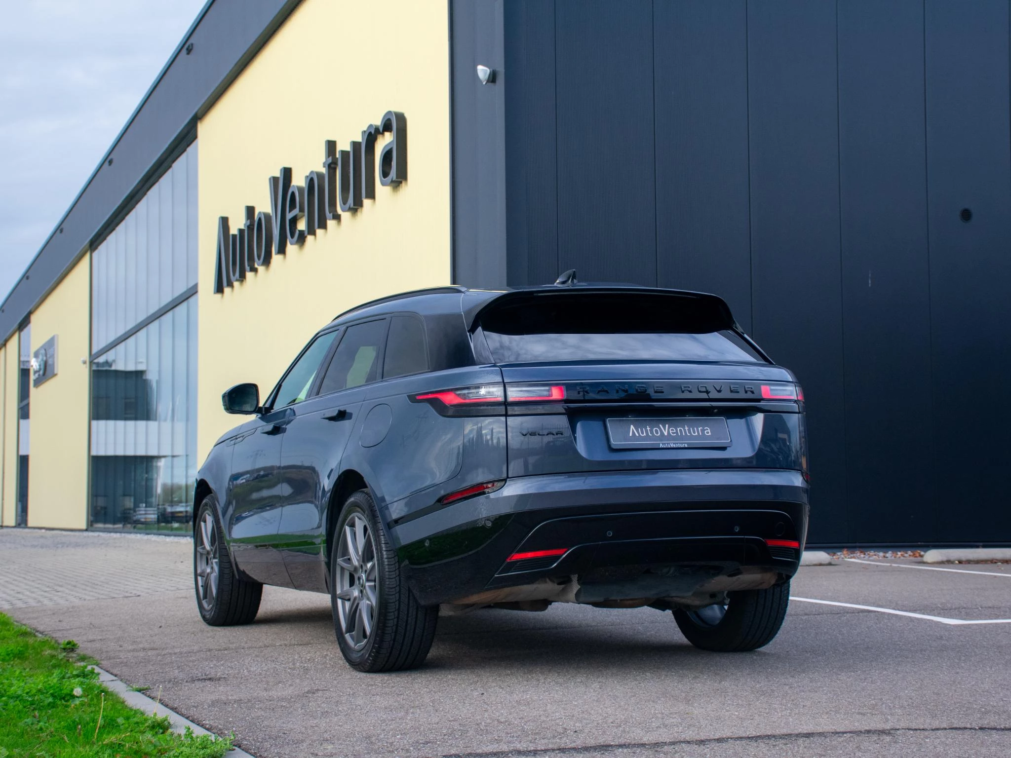 Hoofdafbeelding Land Rover Range Rover Velar