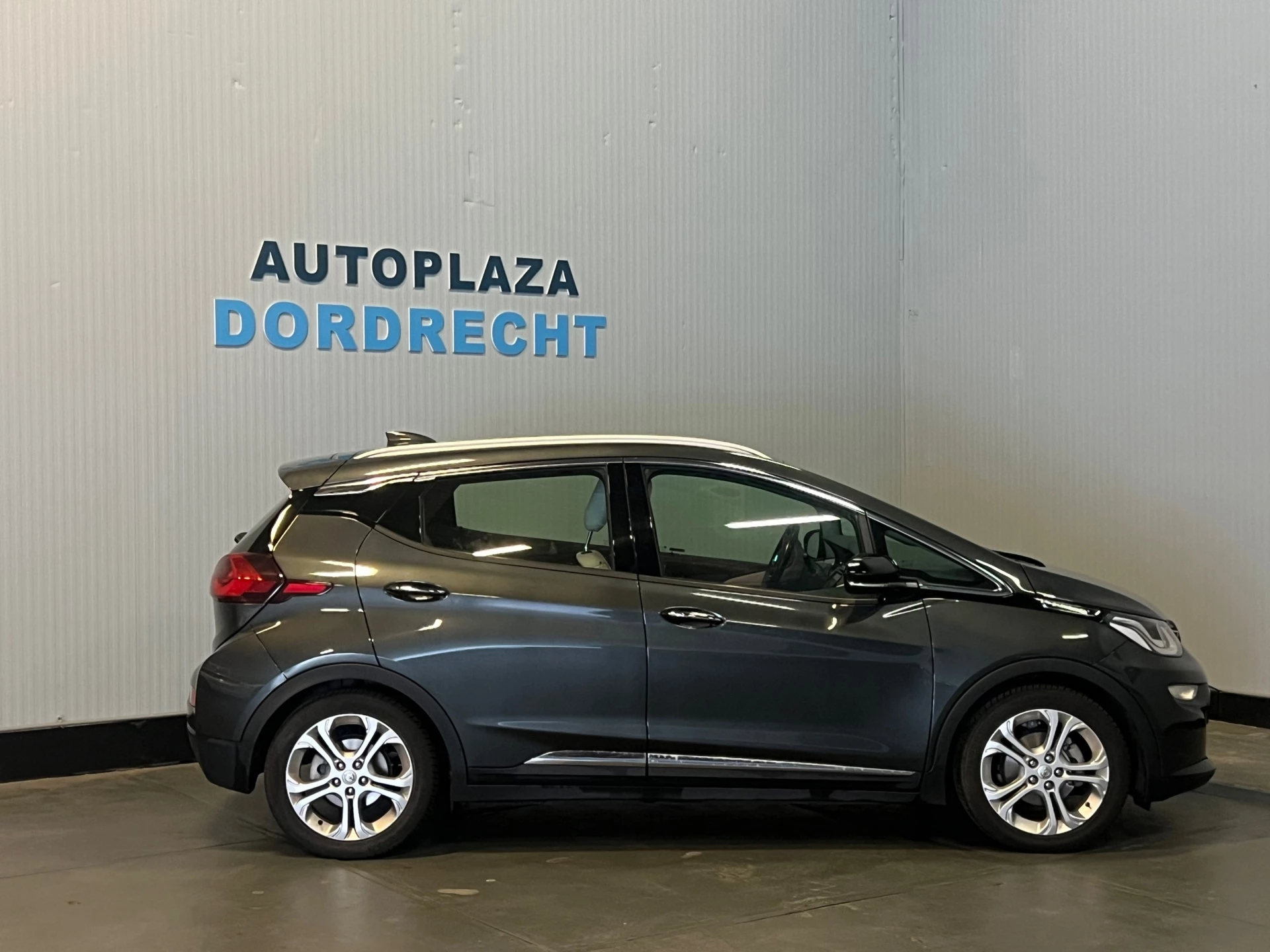 Hoofdafbeelding Opel Ampera-e