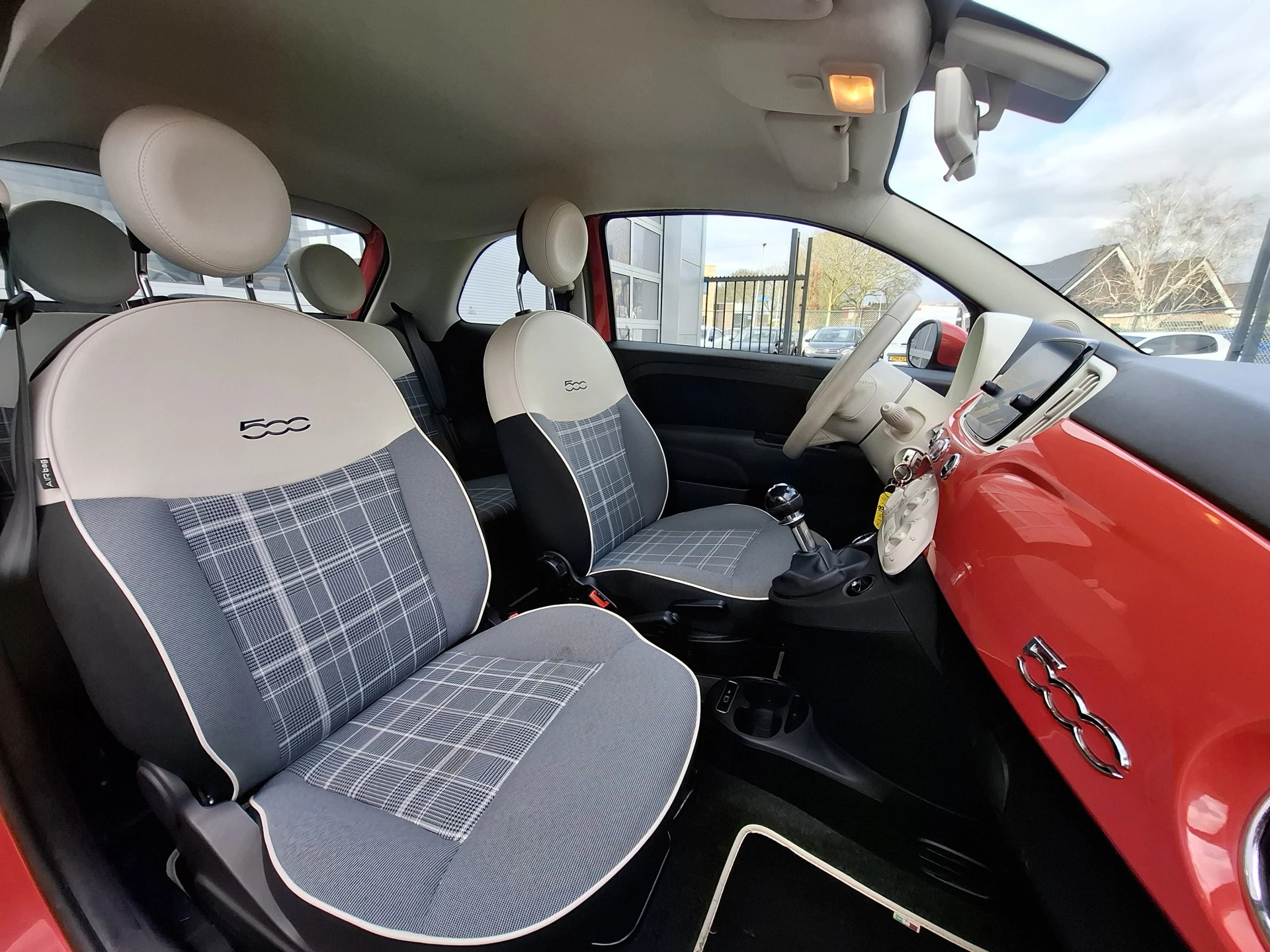 Hoofdafbeelding Fiat 500