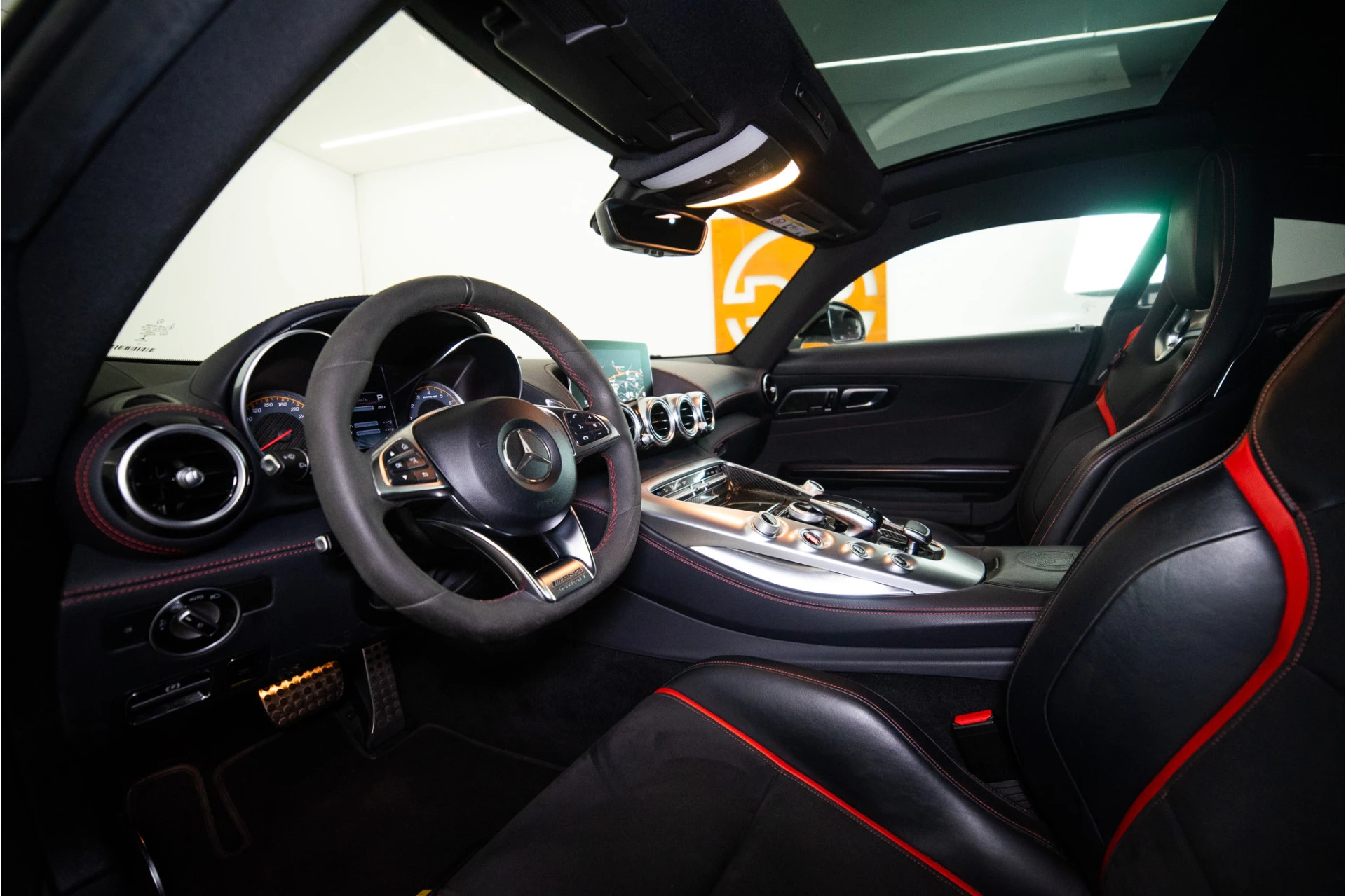 Hoofdafbeelding Mercedes-Benz AMG GT