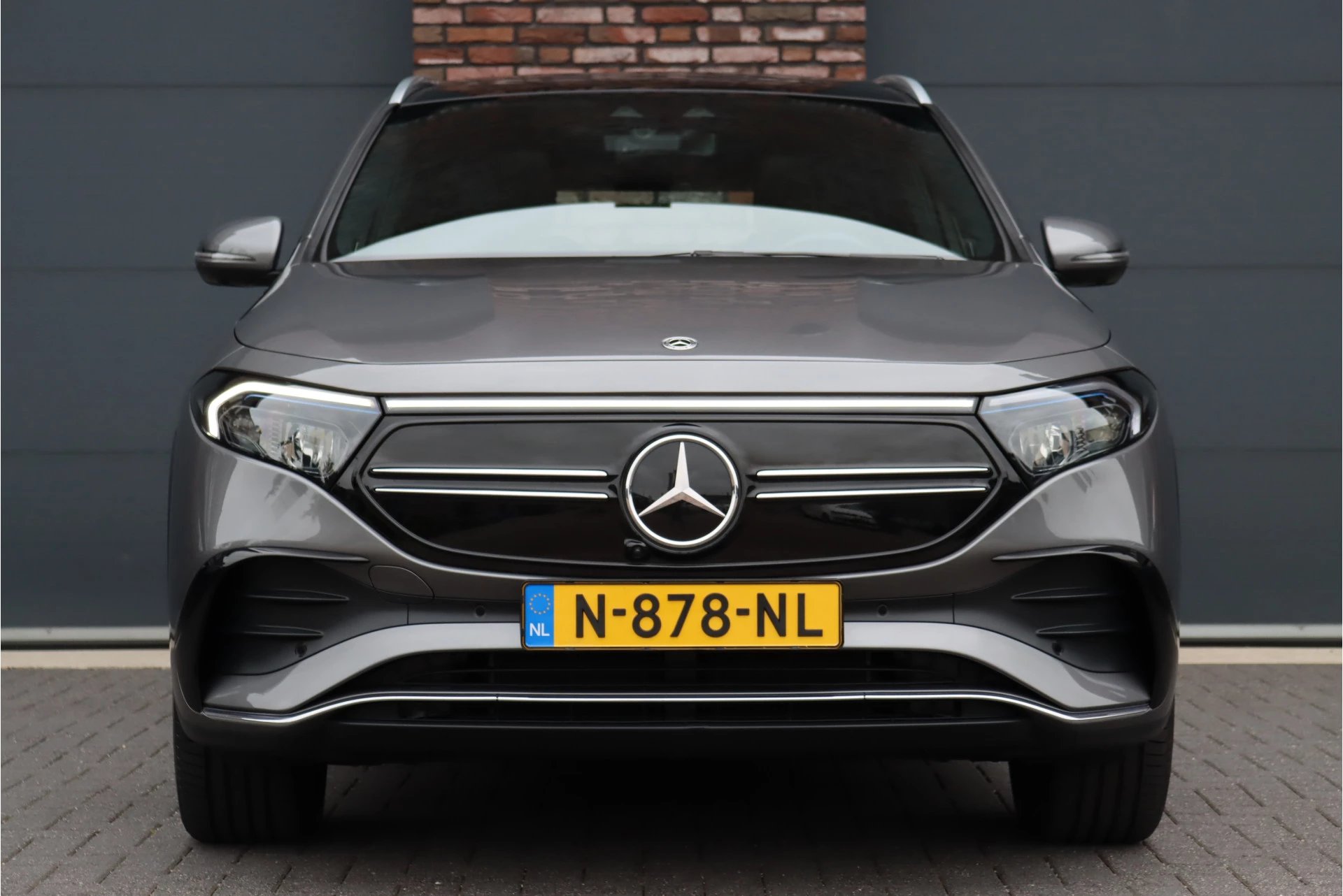 Hoofdafbeelding Mercedes-Benz EQA