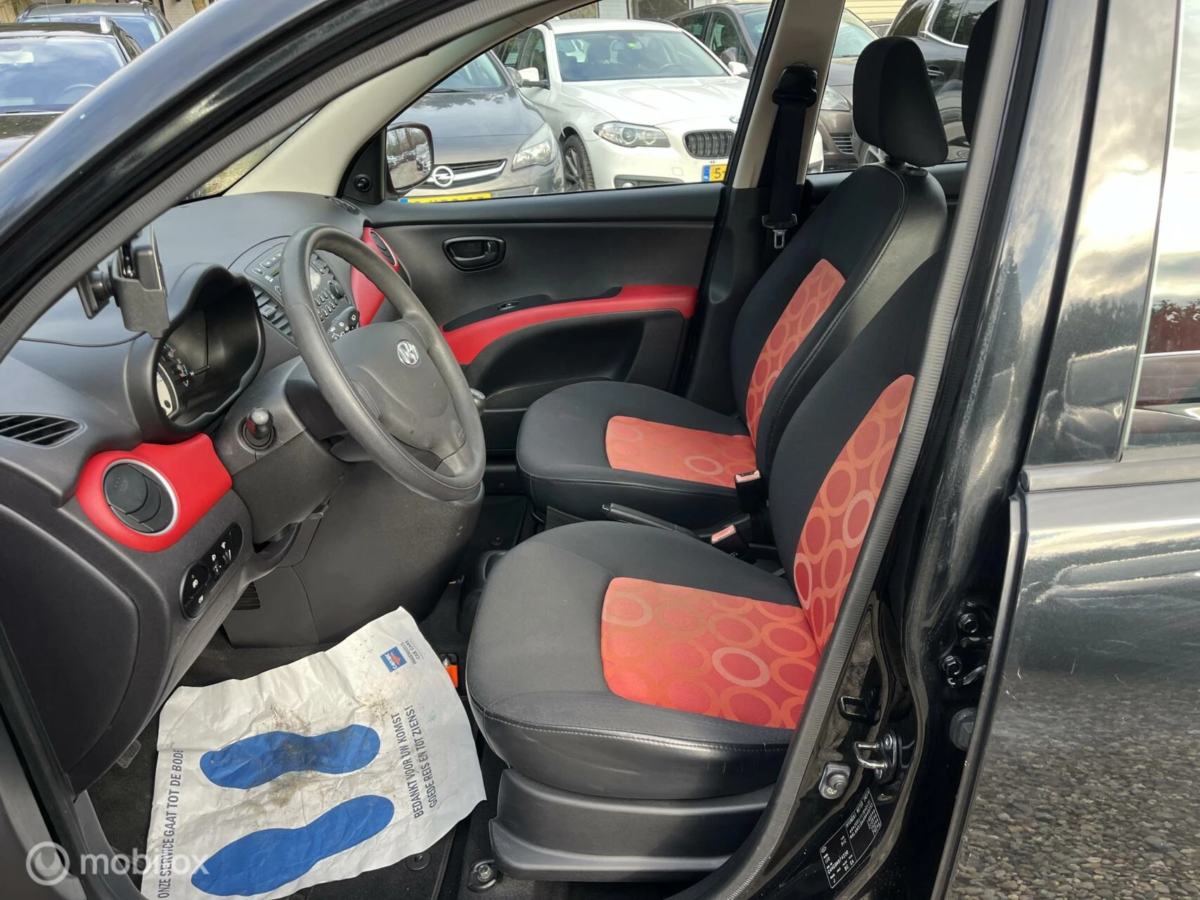 Hoofdafbeelding Hyundai i10