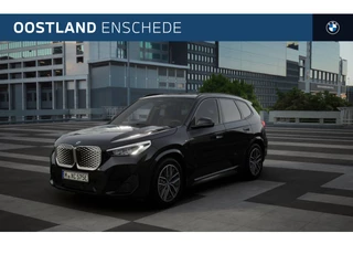 BMW iX1 eDrive20 M Sport / Panoramadak / Achteruitrijcamera / Sportstoelen / M Adaptief onderstel / Comfort Access / Stoelverwarming / Parking Assistant / PDC