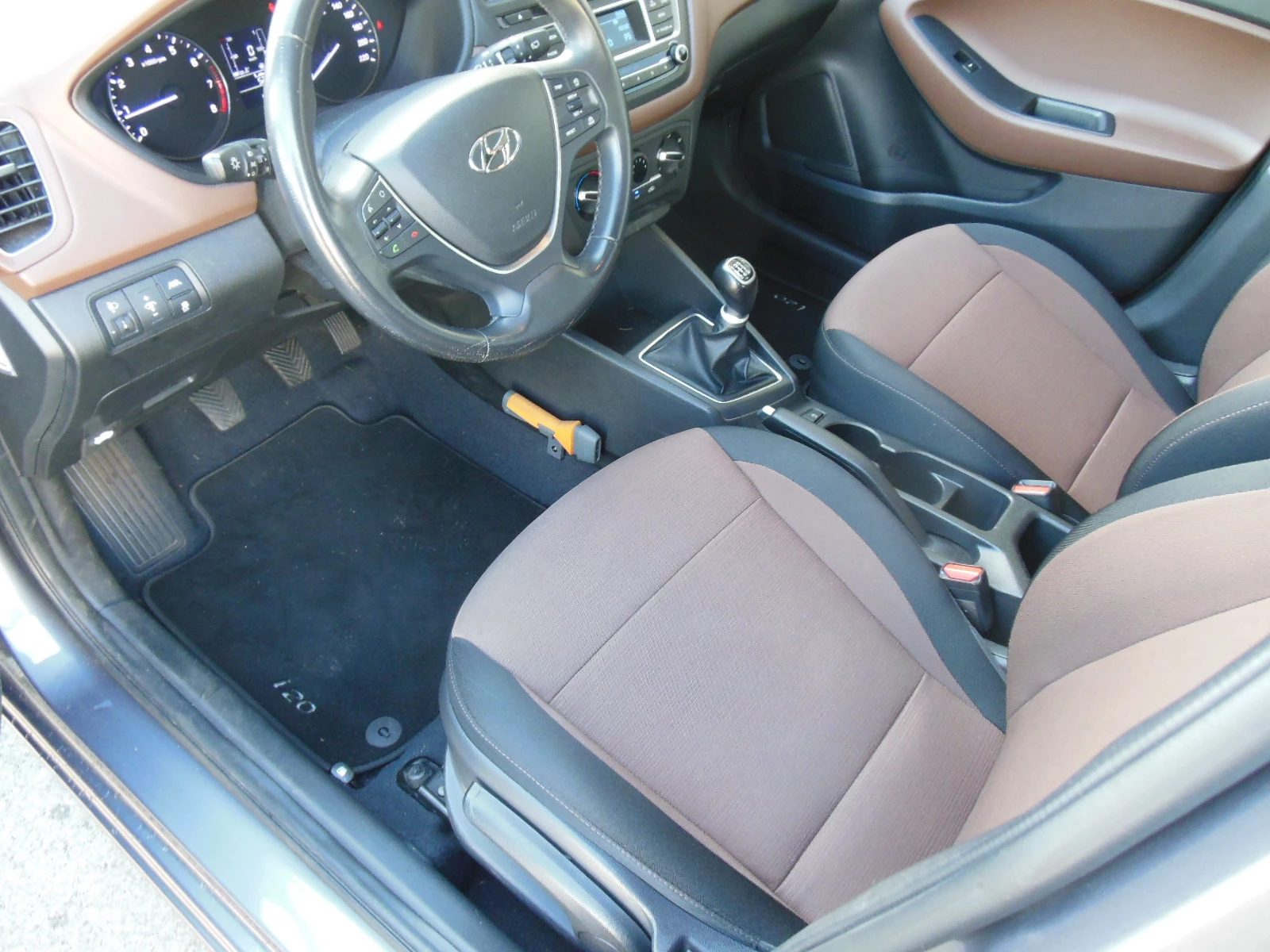 Hoofdafbeelding Hyundai i20