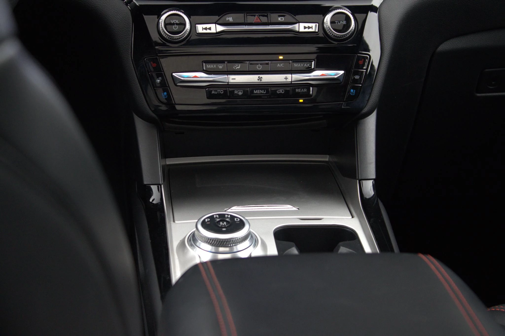 Hoofdafbeelding Ford Explorer