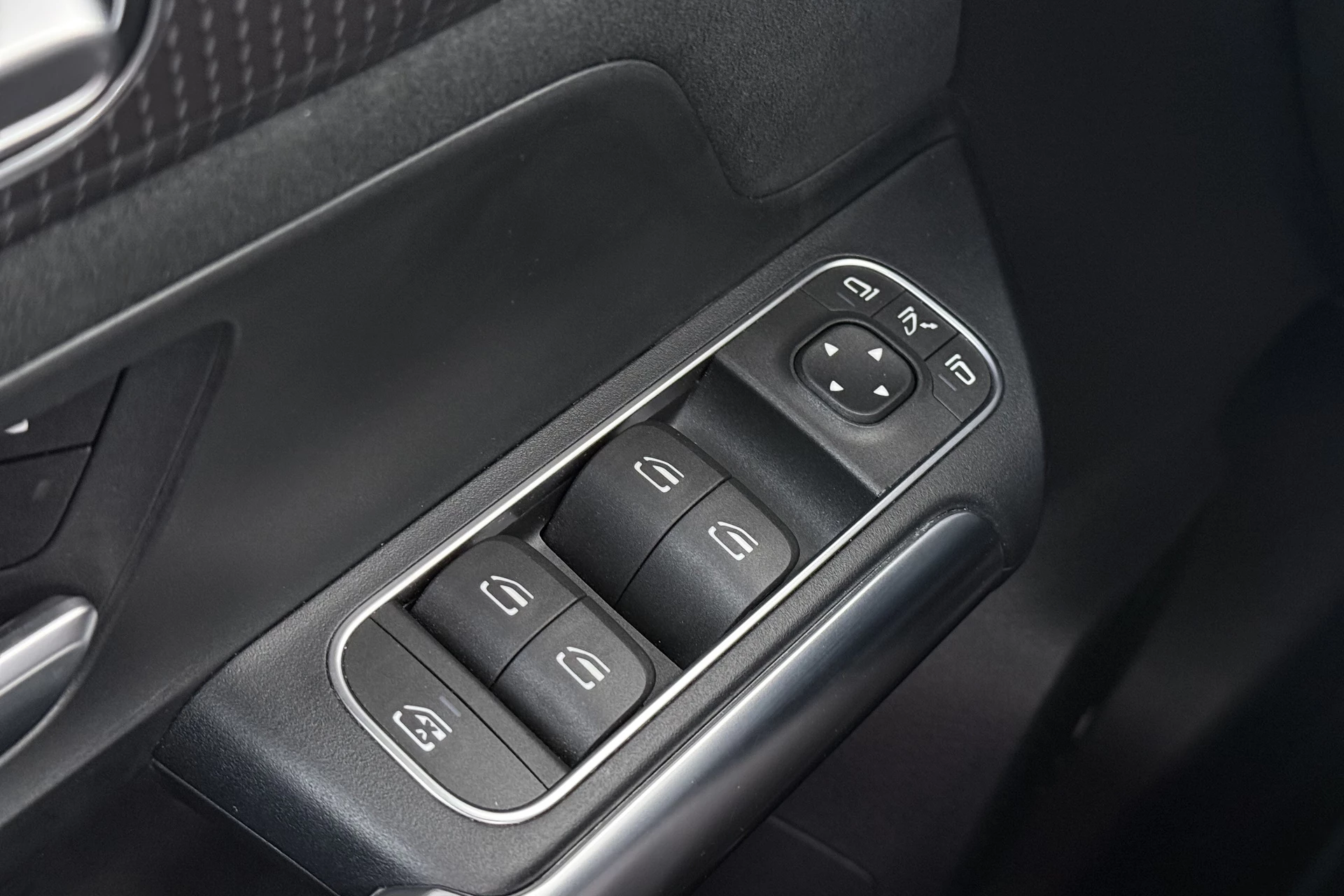 Hoofdafbeelding Mercedes-Benz EQA