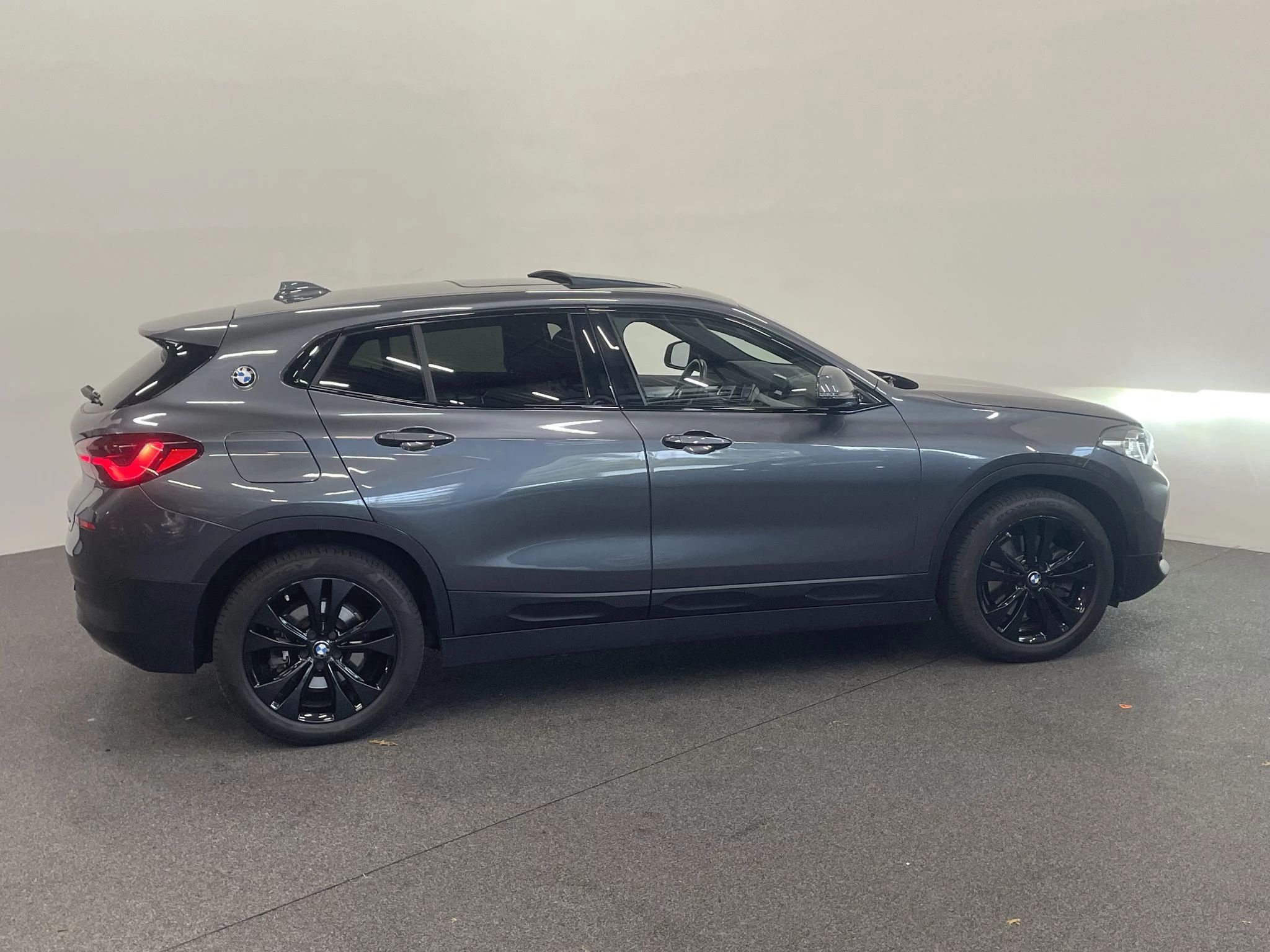 Hoofdafbeelding BMW X2