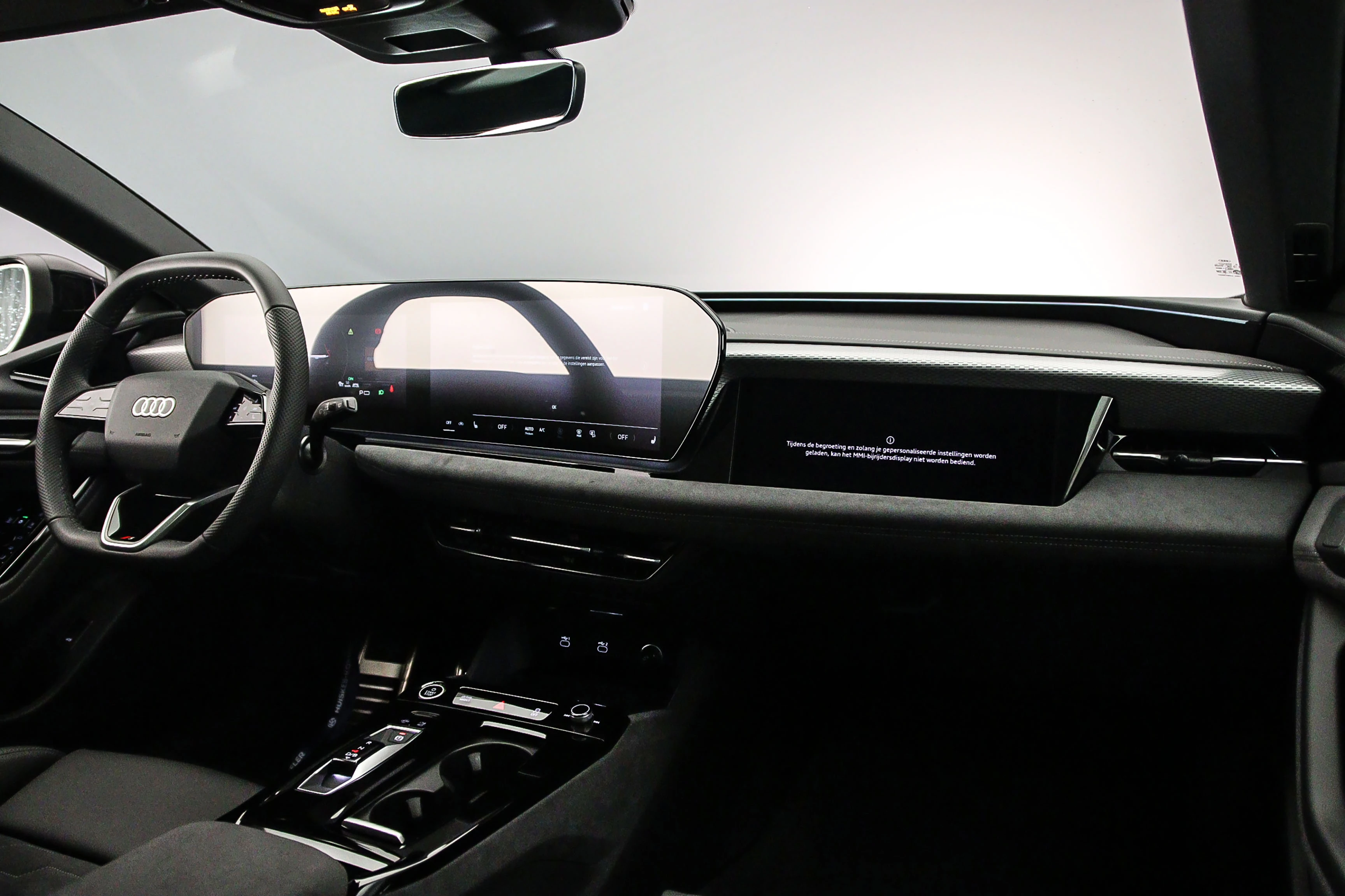 Hoofdafbeelding Audi A6 Avant e-tron