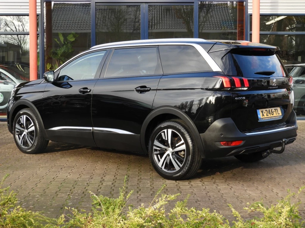 Hoofdafbeelding Peugeot 5008