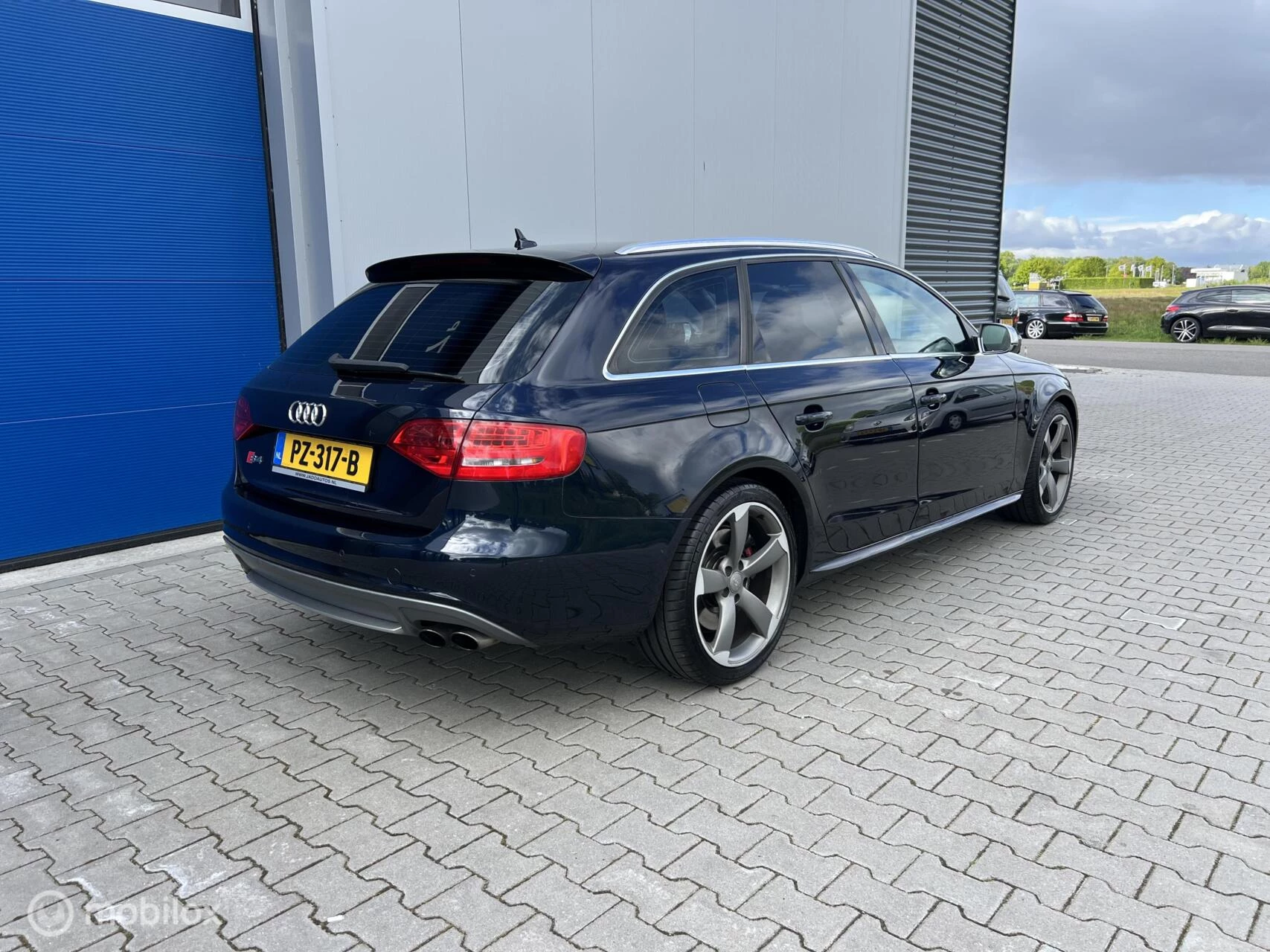 Hoofdafbeelding Audi S4