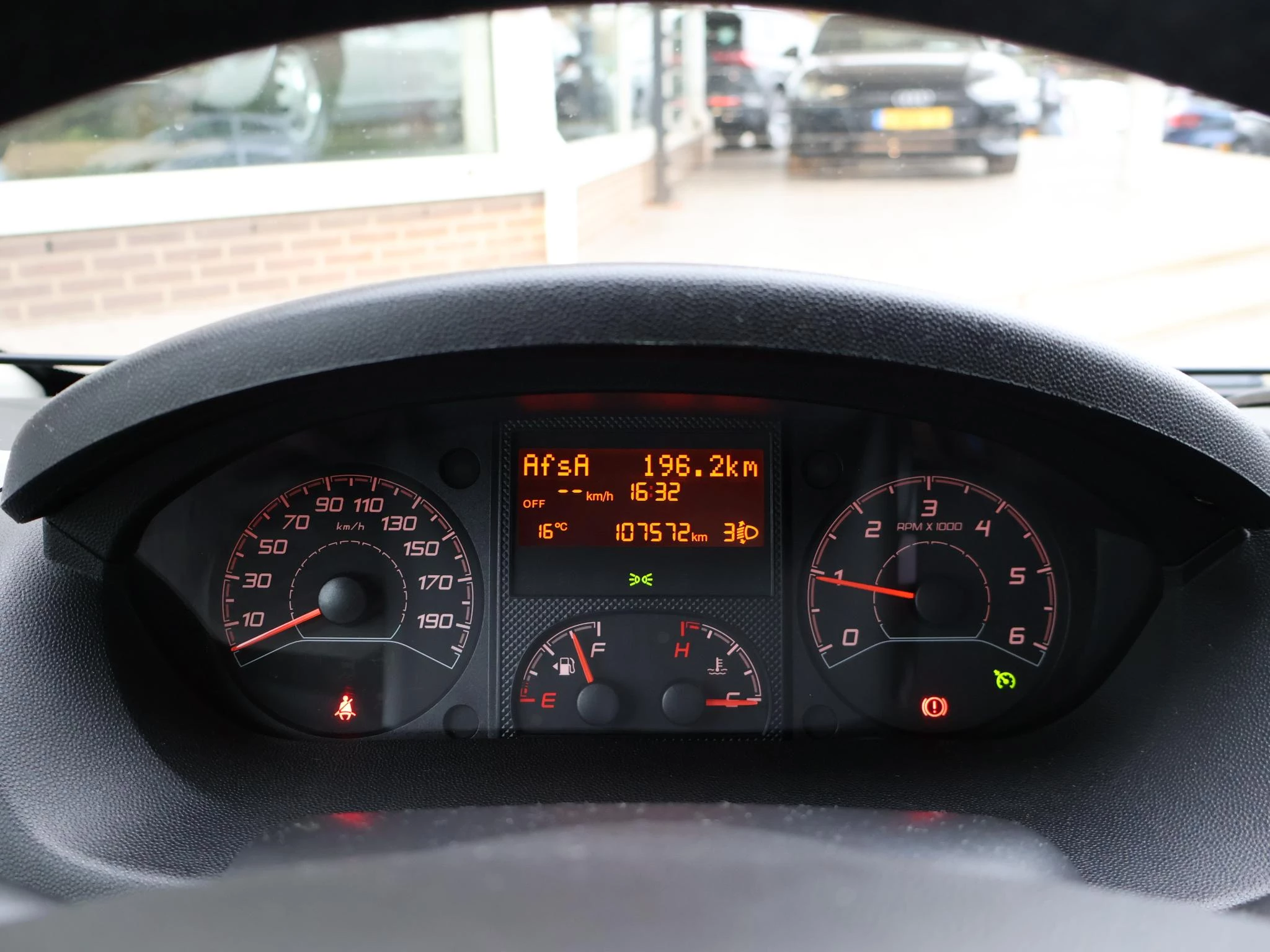 Hoofdafbeelding Pössl Summit 640