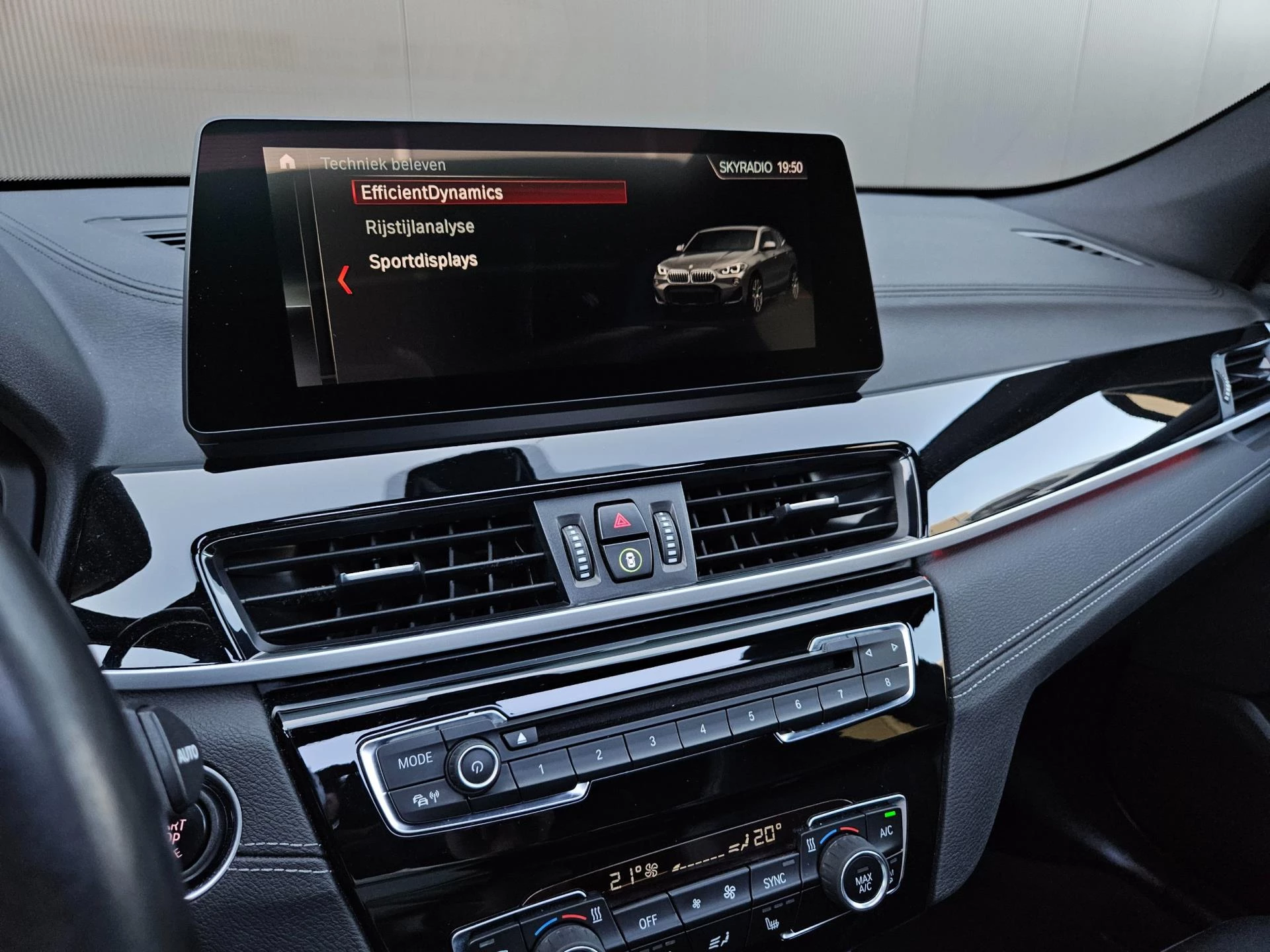 Hoofdafbeelding BMW X2