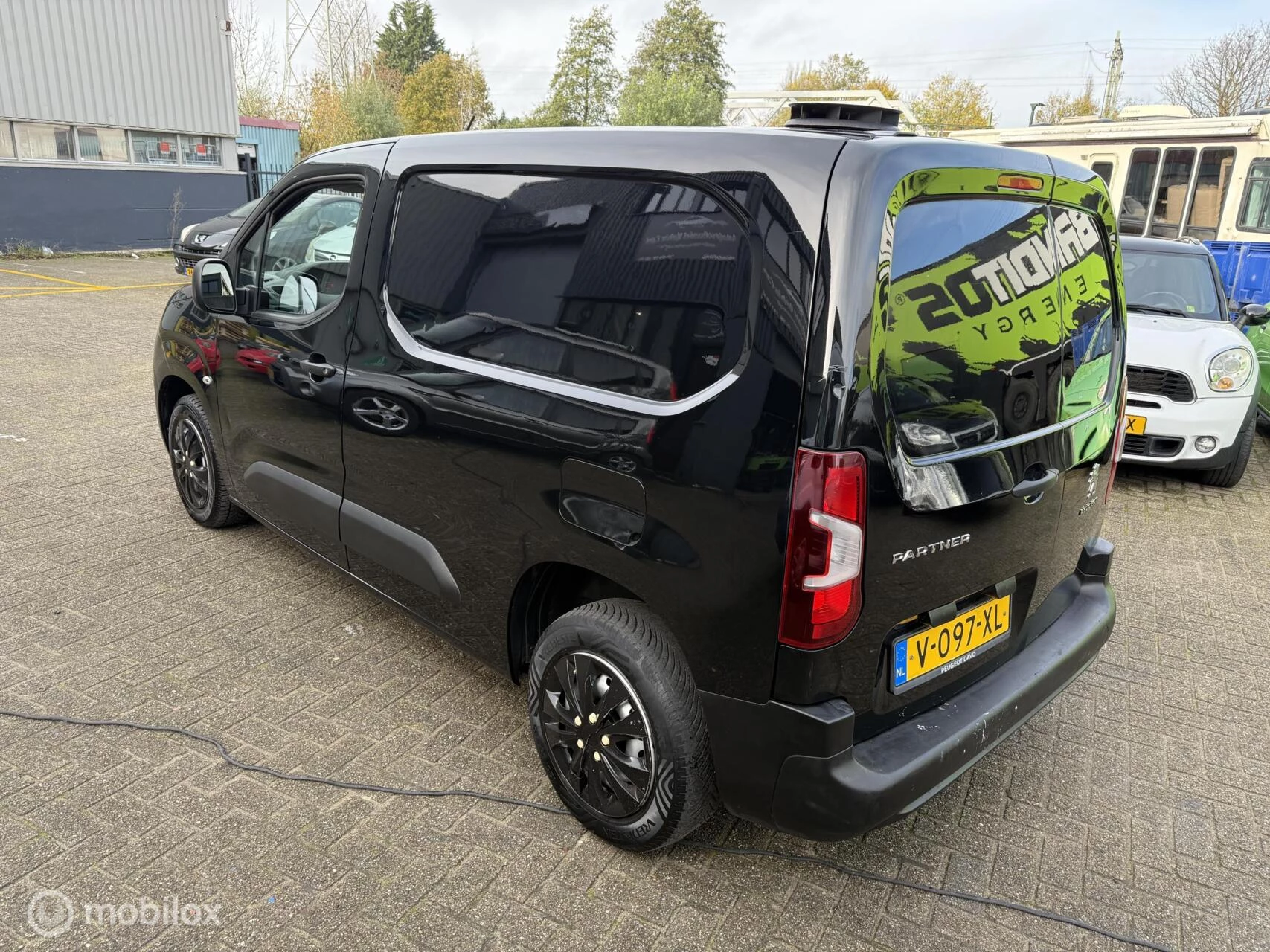 Hoofdafbeelding Peugeot Partner