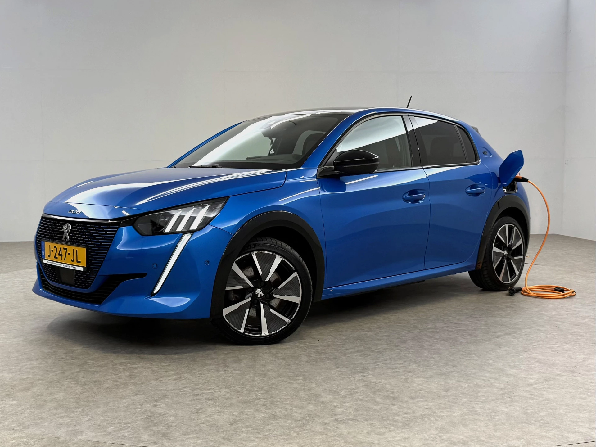 Hoofdafbeelding Peugeot e-208