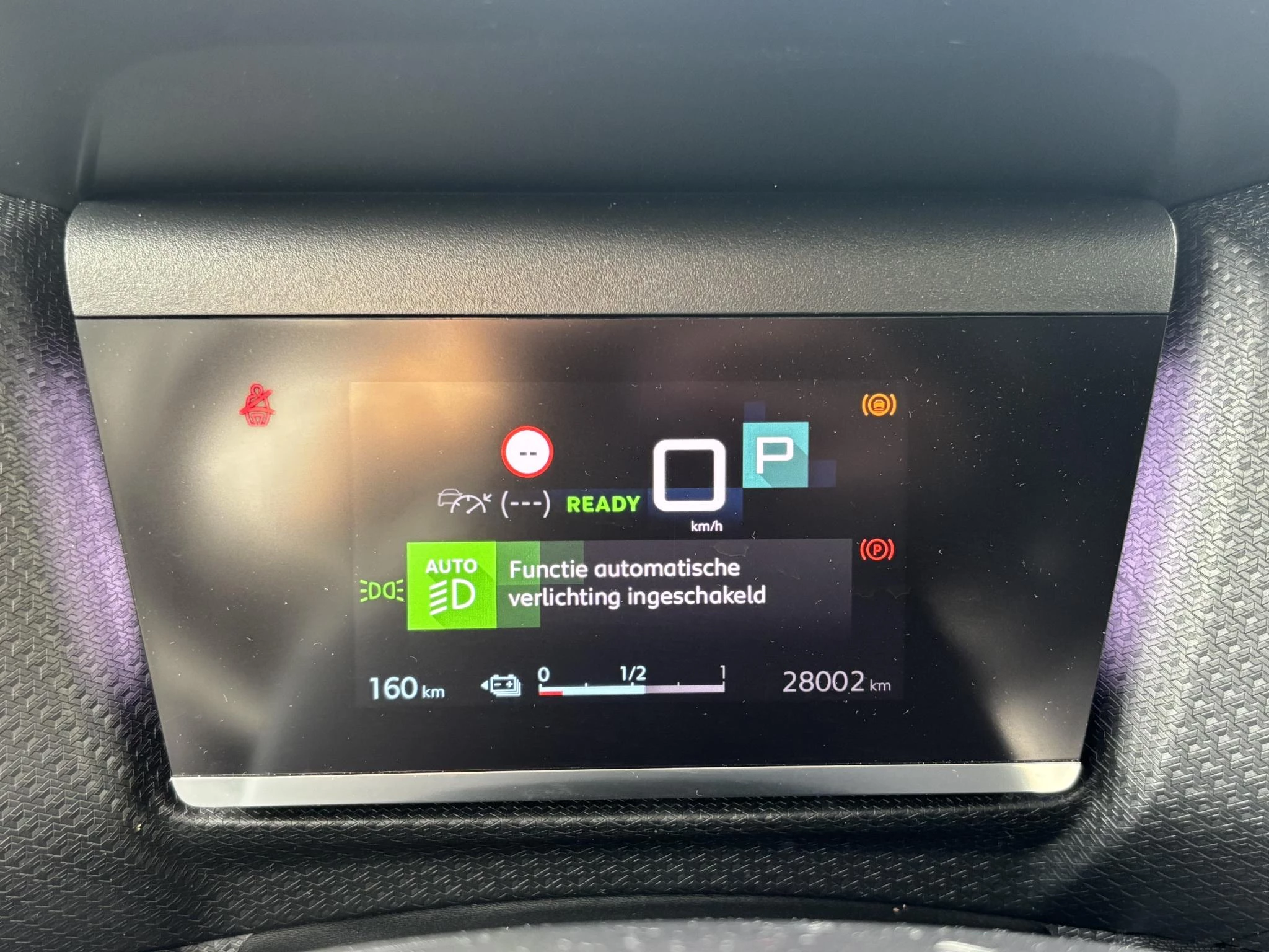 Hoofdafbeelding Citroën ë-C4