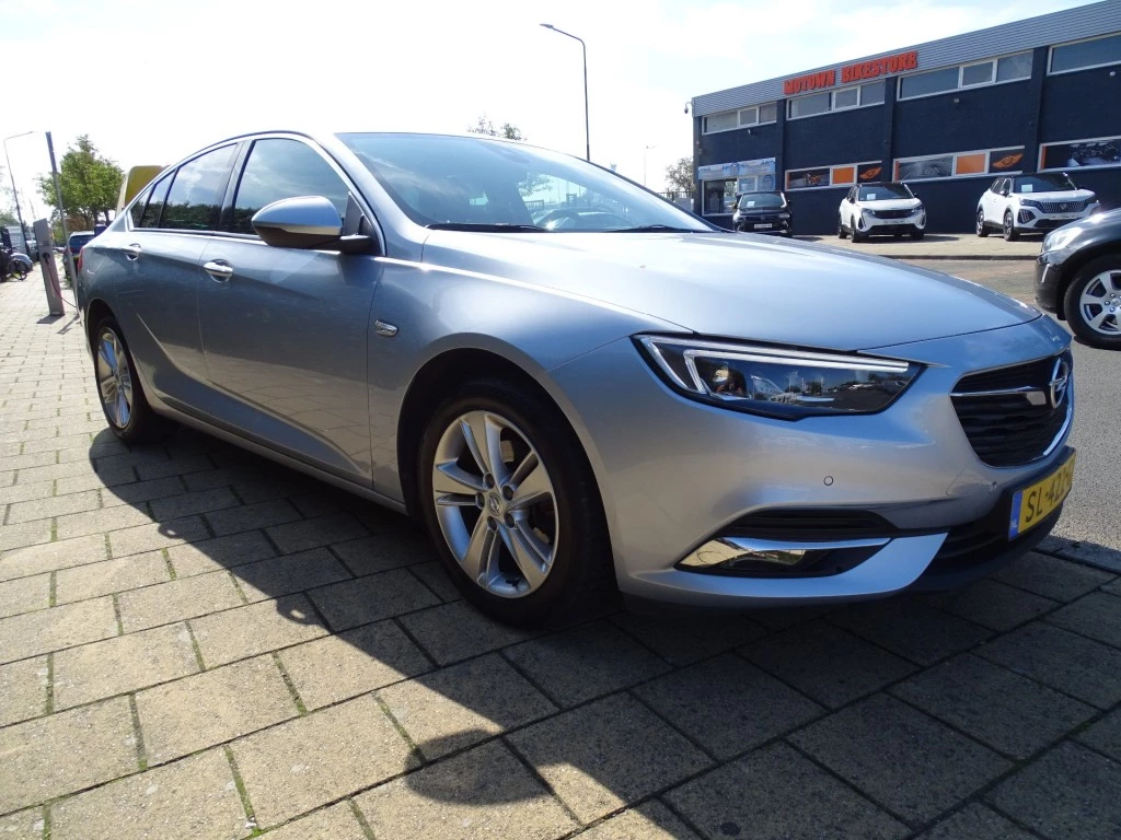 Hoofdafbeelding Opel Insignia