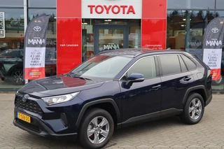 Toyota RAV4 2.5 HYBRID NL-AUTO FACELIFT NAVI AD-CRUISE APPLE/ANDROID PRIVCAY-GLASS BLUETOOTH DAB+ 17"LMV