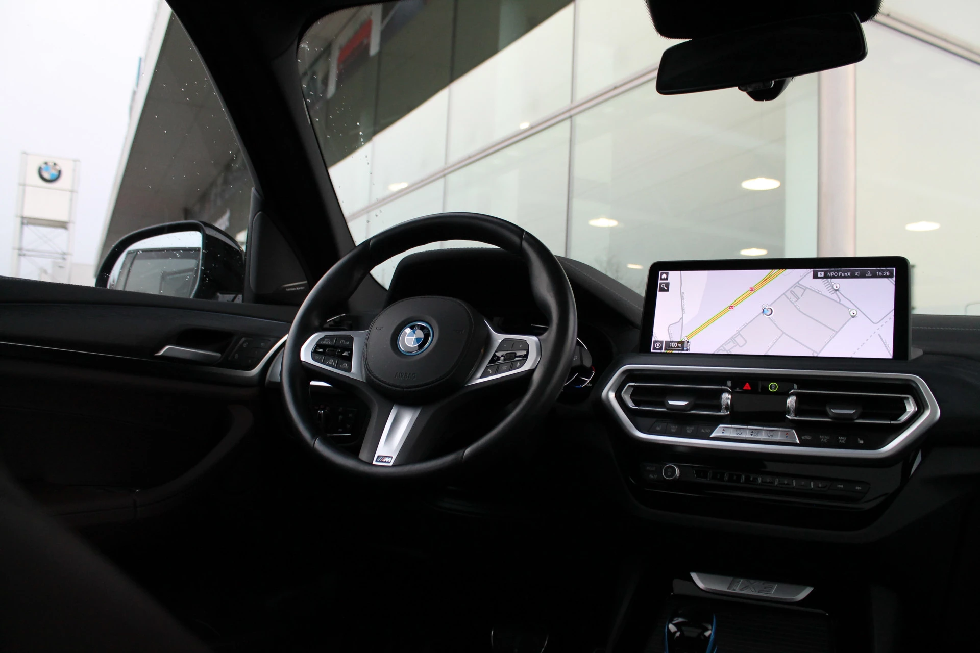 Hoofdafbeelding BMW iX3