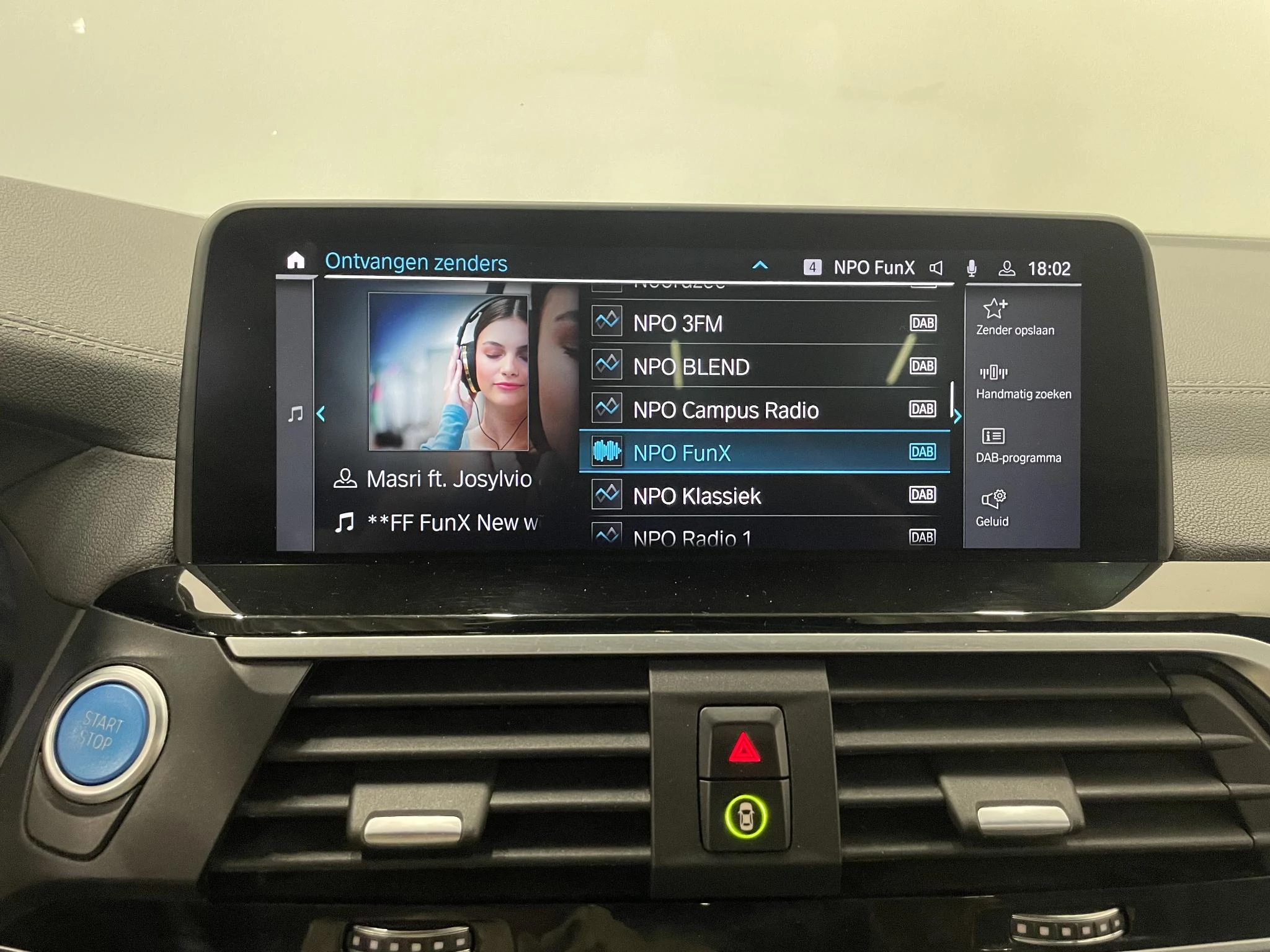 Hoofdafbeelding BMW iX3