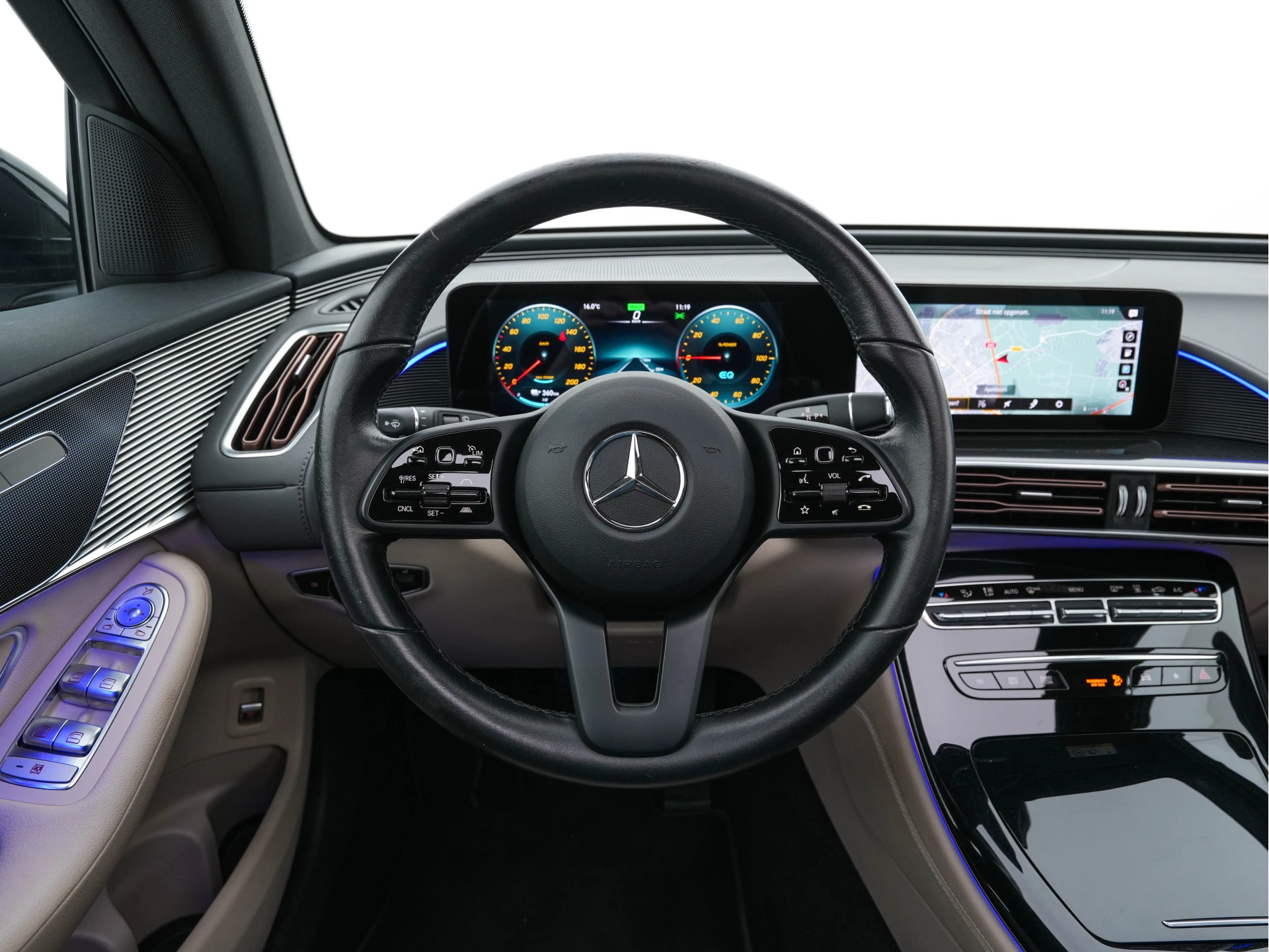 Hoofdafbeelding Mercedes-Benz EQC