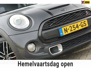 Mini Mini 2.0 Cooper S Chili Serious Business | Thunder Grey Metallic | Full-LED/Half-Leder/NAV/Stoelverwarming - Super sportief!