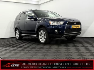 Mitsubishi Outlander 2.4 Instyle 7P Schuifdak, Leder, Navi, Parkeersensoren, elektrische verstelbare stoelen, Airco, Lichtmetalen velgen, Trekhaak