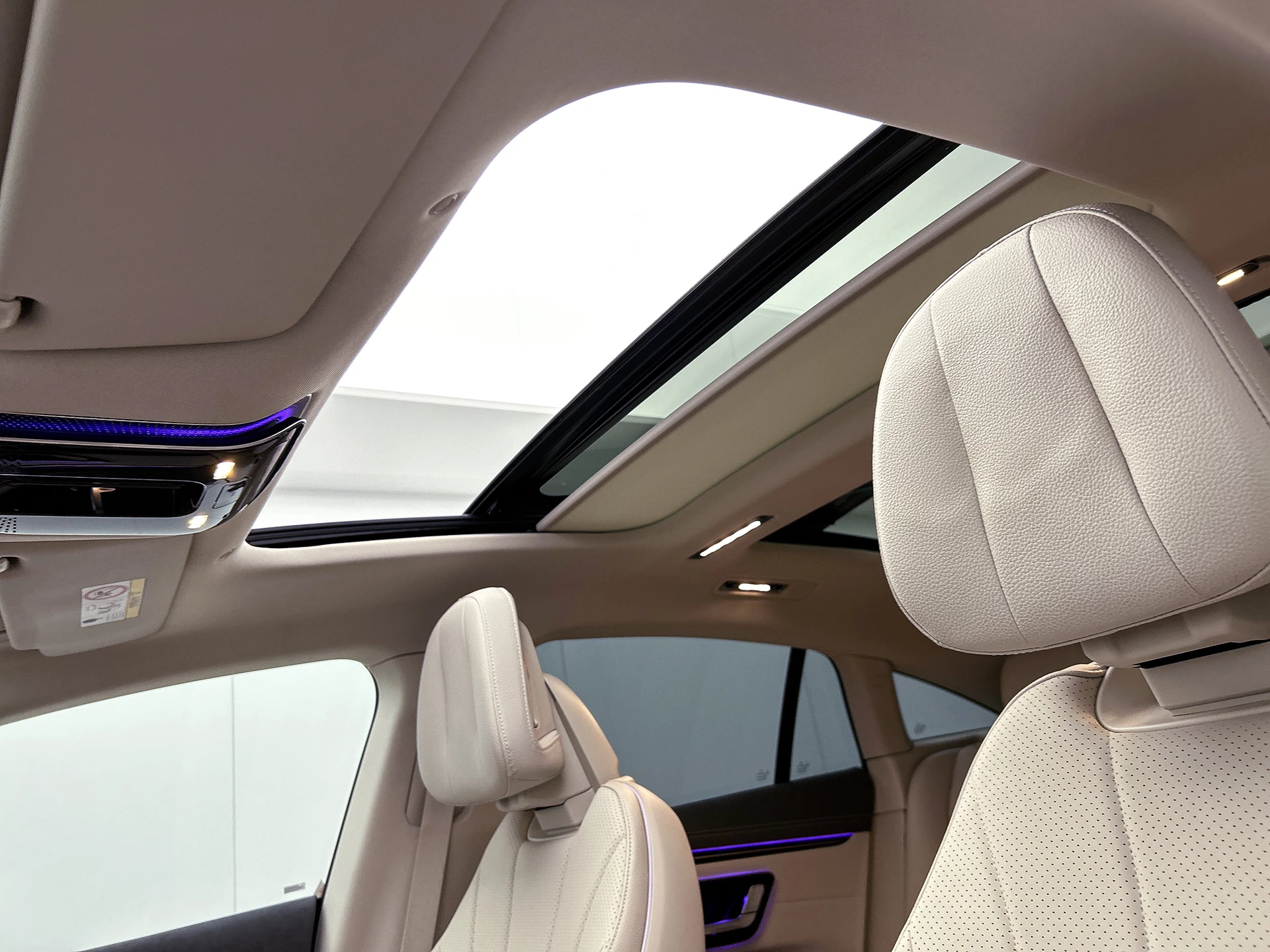 Hoofdafbeelding Mercedes-Benz EQS