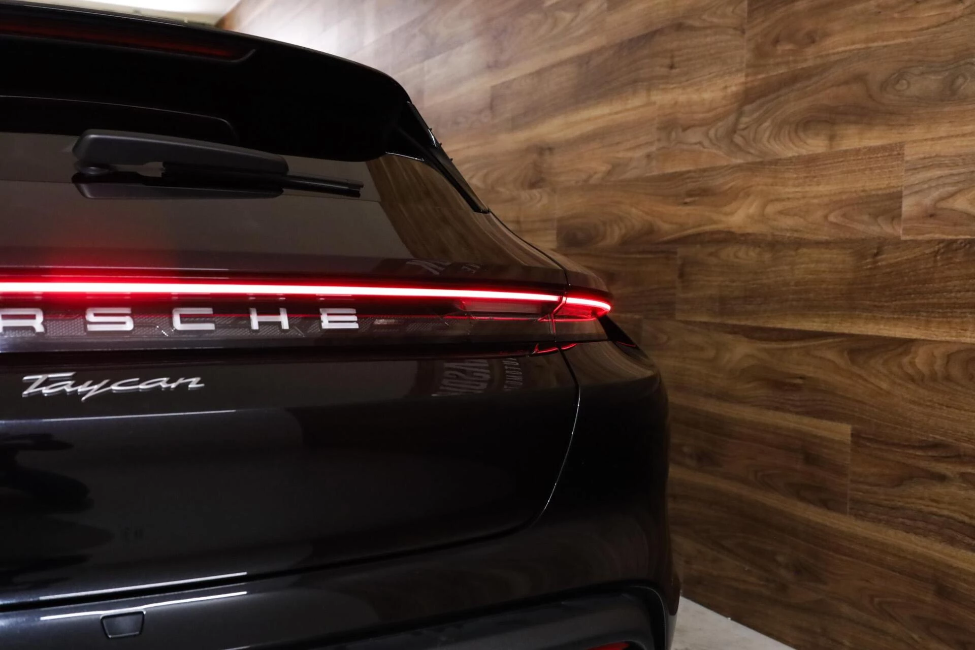 Hoofdafbeelding Porsche Taycan