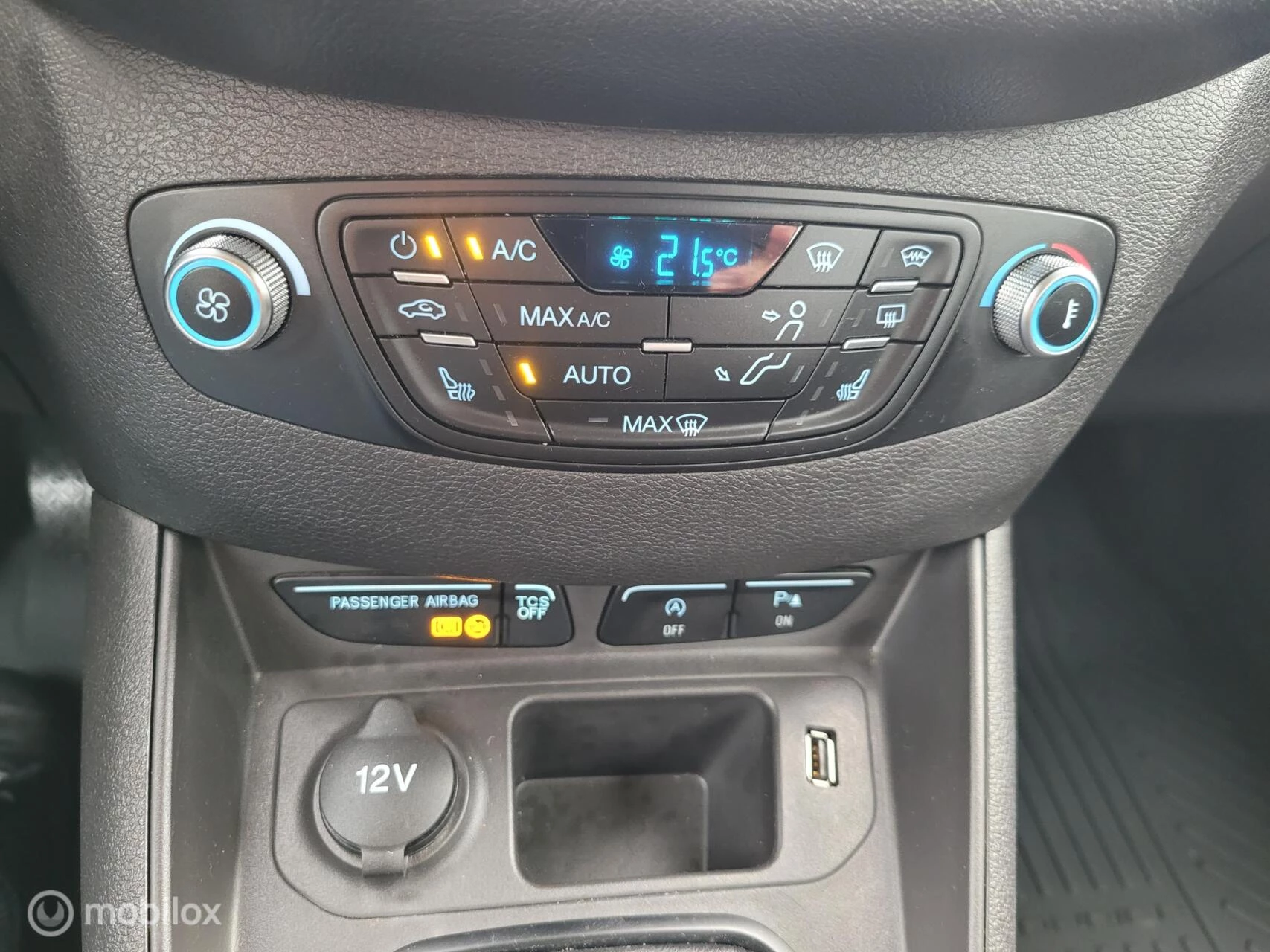 Hoofdafbeelding Ford Transit Courier