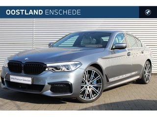 Hoofdafbeelding BMW 5 Serie BMW 5 Serie 540i xDrive High Executive M Sport Automaat / Soft Close / Adaptieve LED / Comfort Access / Head-Up / Parking Assistant Plus / Gesture Control