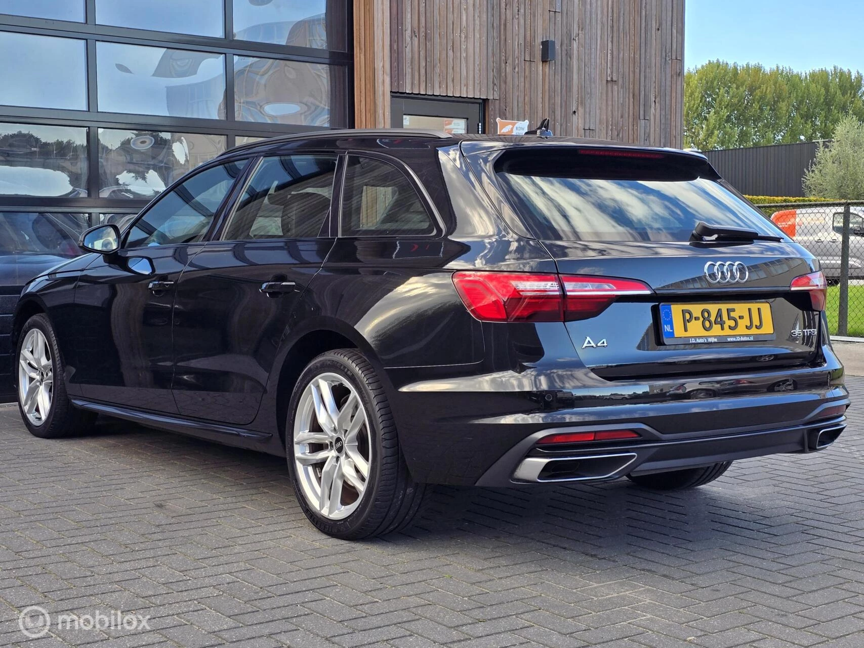 Hoofdafbeelding Audi A4