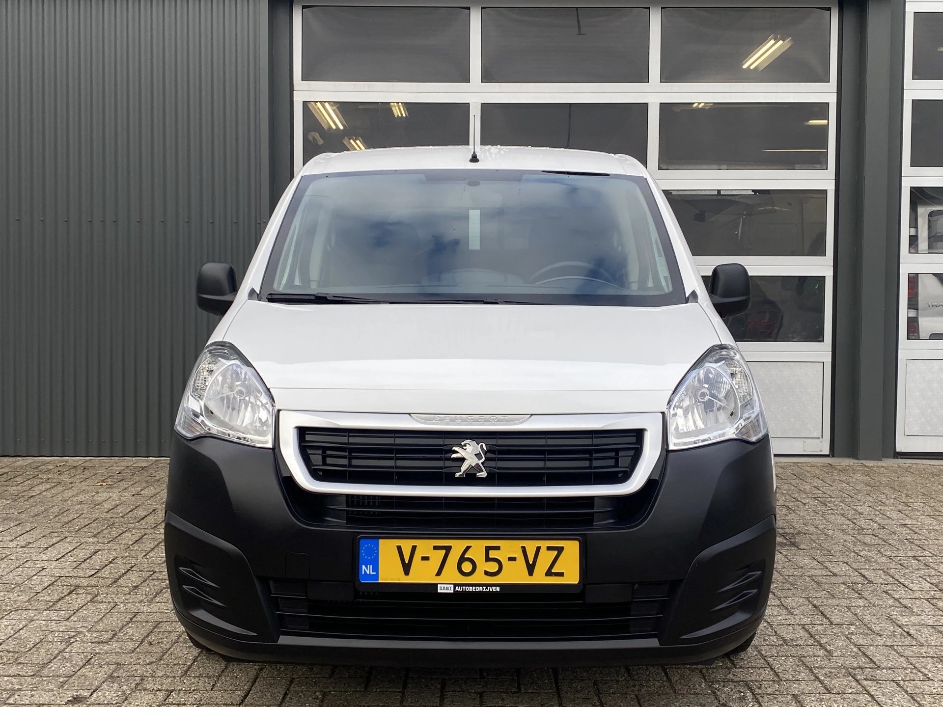 Hoofdafbeelding Peugeot Partner