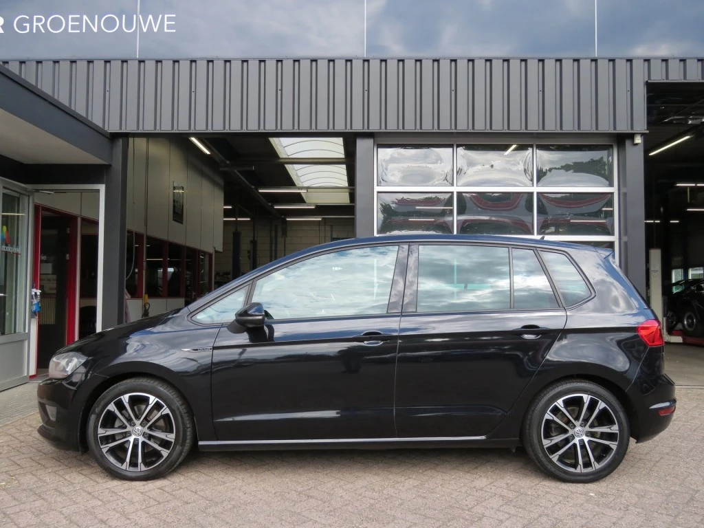 Hoofdafbeelding Volkswagen Golf Sportsvan