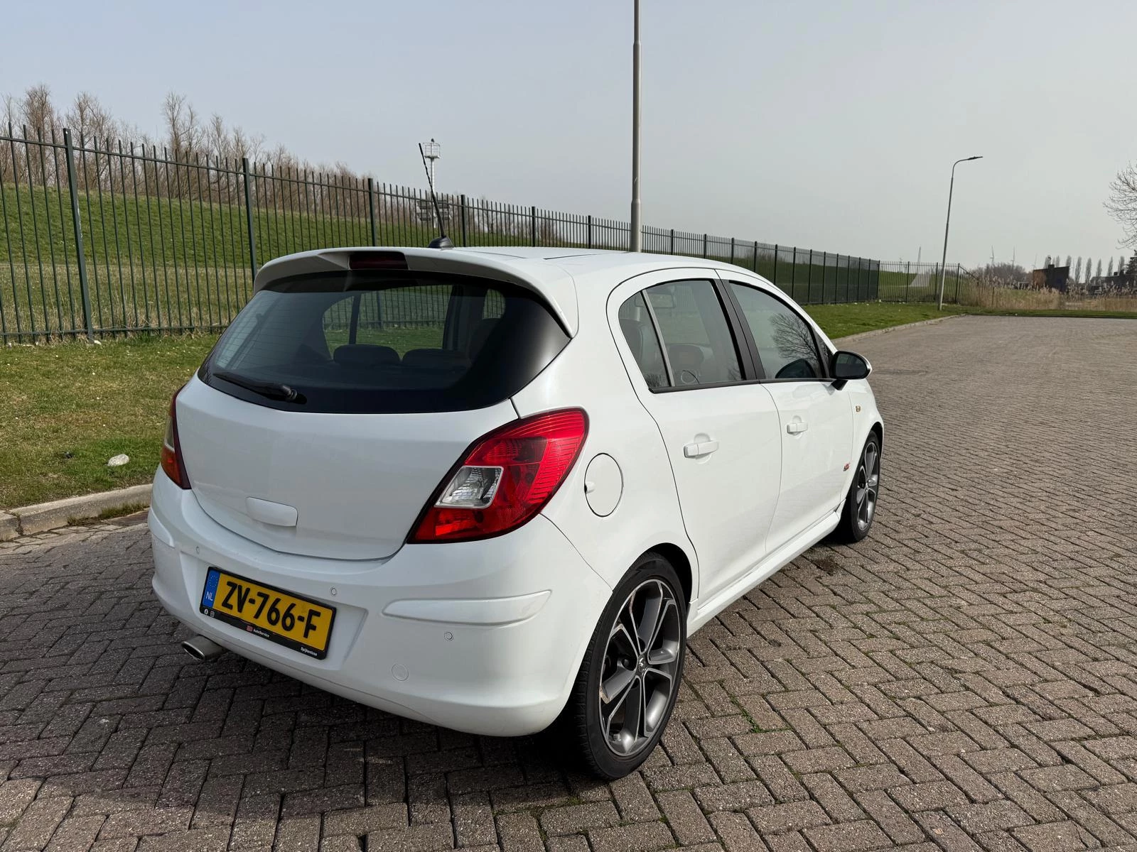 Hoofdafbeelding Opel Corsa