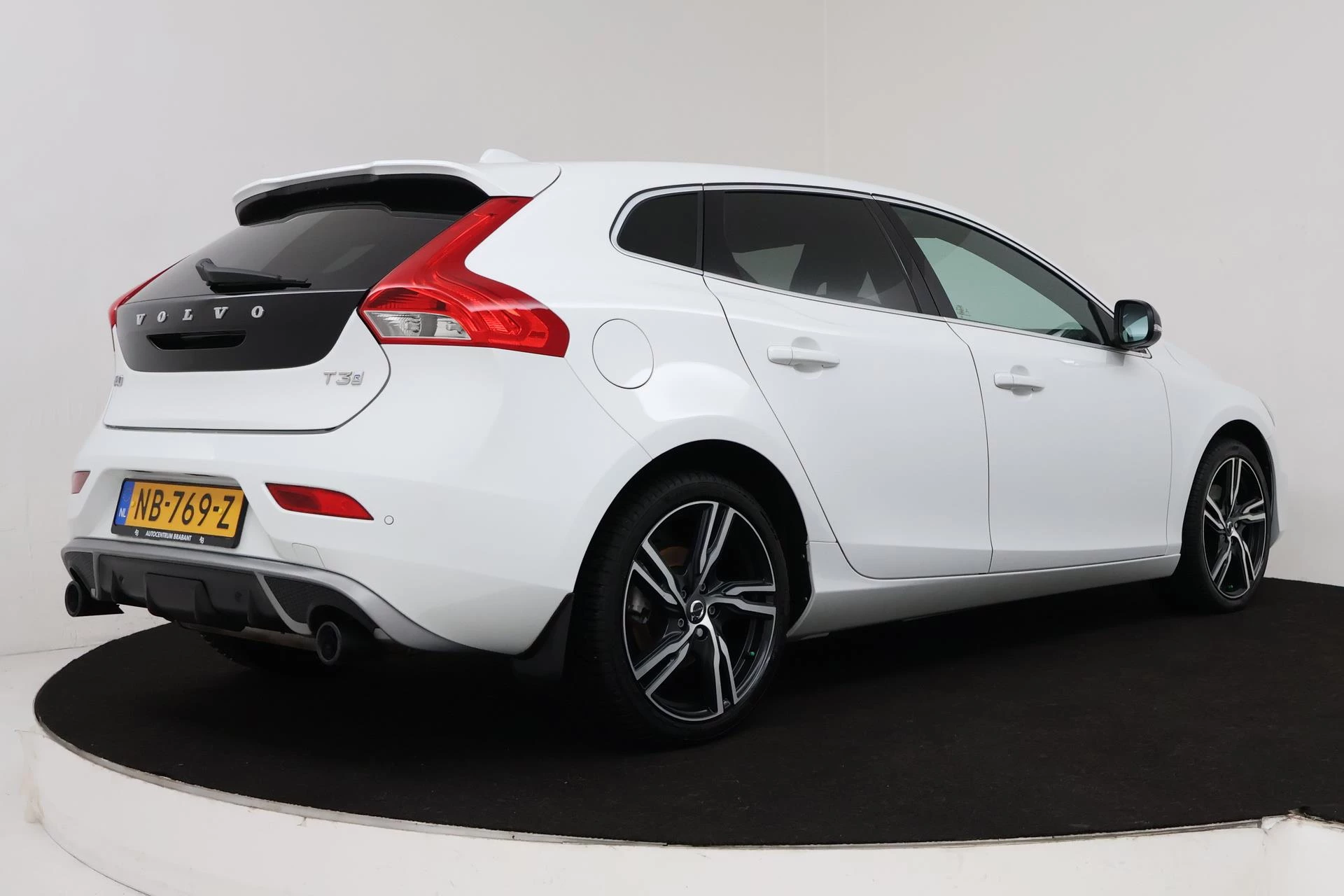 Hoofdafbeelding Volvo V40