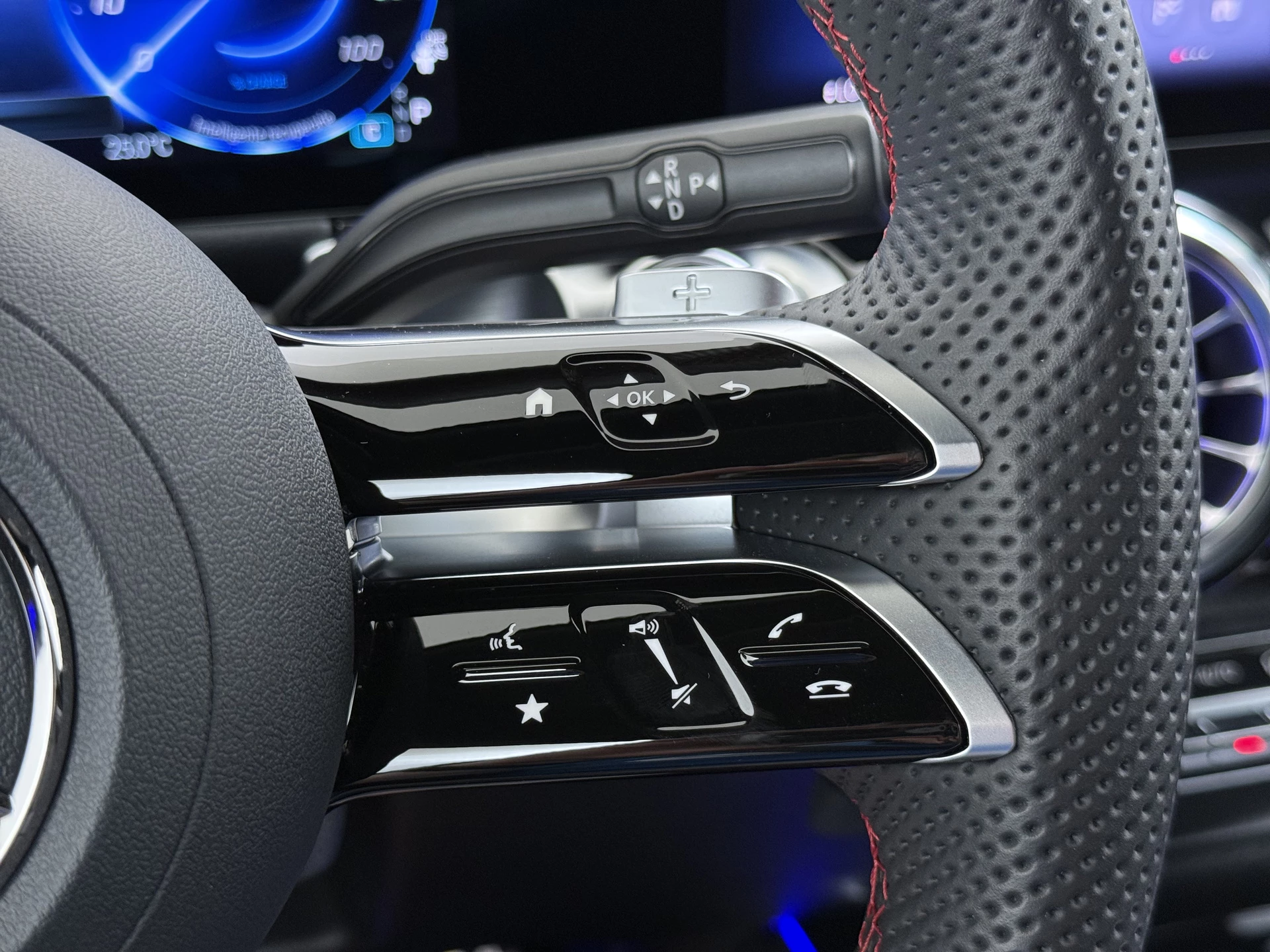 Hoofdafbeelding Mercedes-Benz EQB