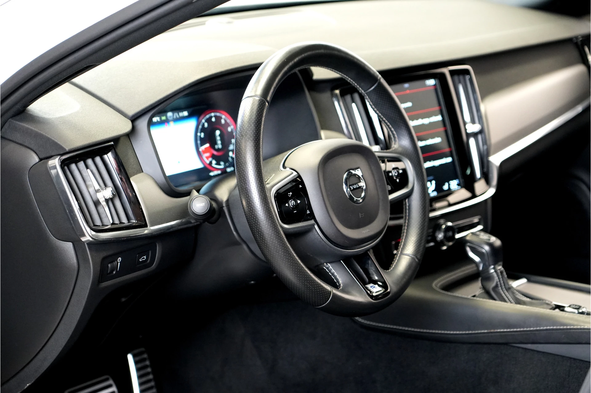 Hoofdafbeelding Volvo V90