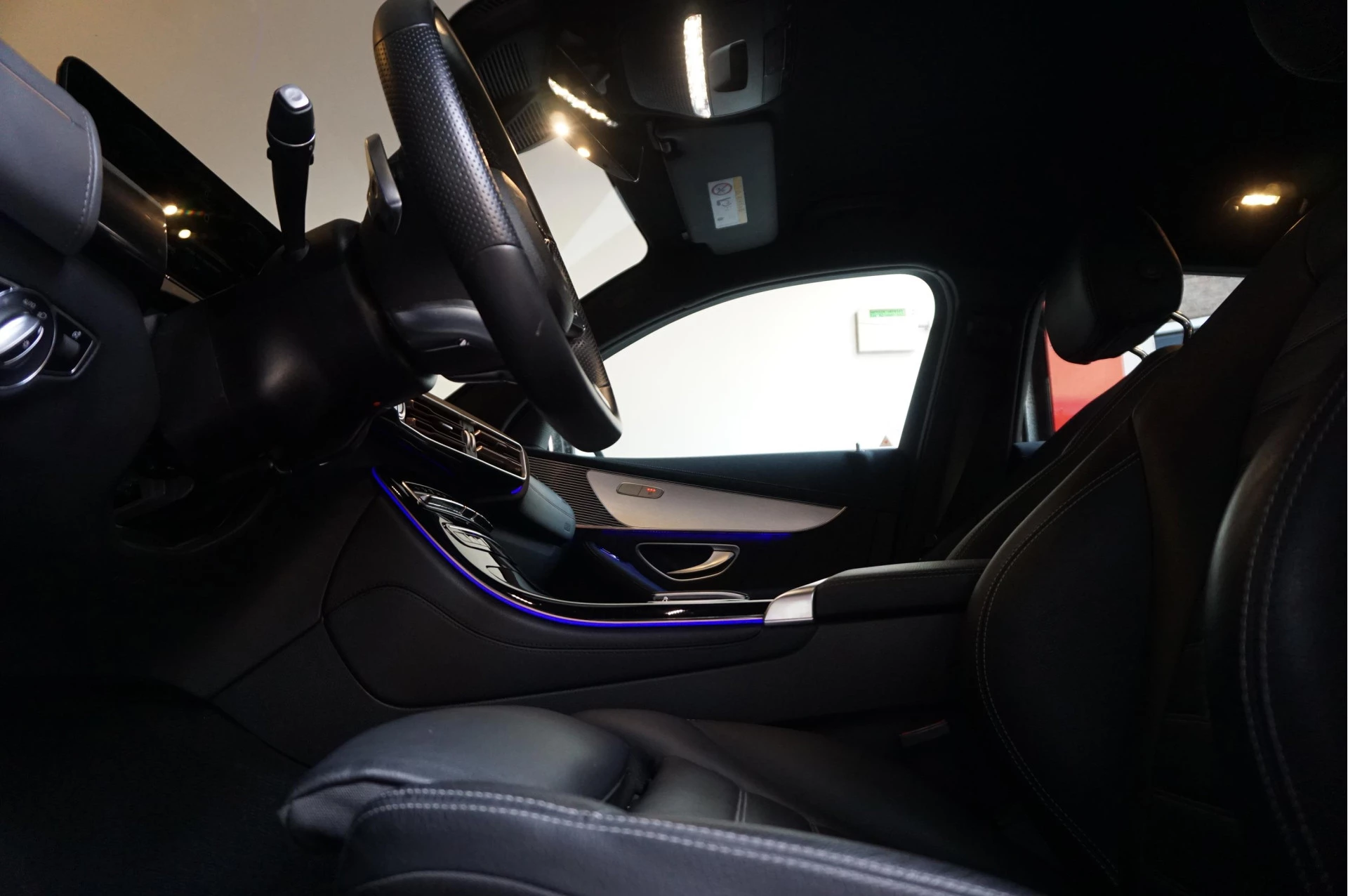 Hoofdafbeelding Mercedes-Benz EQC