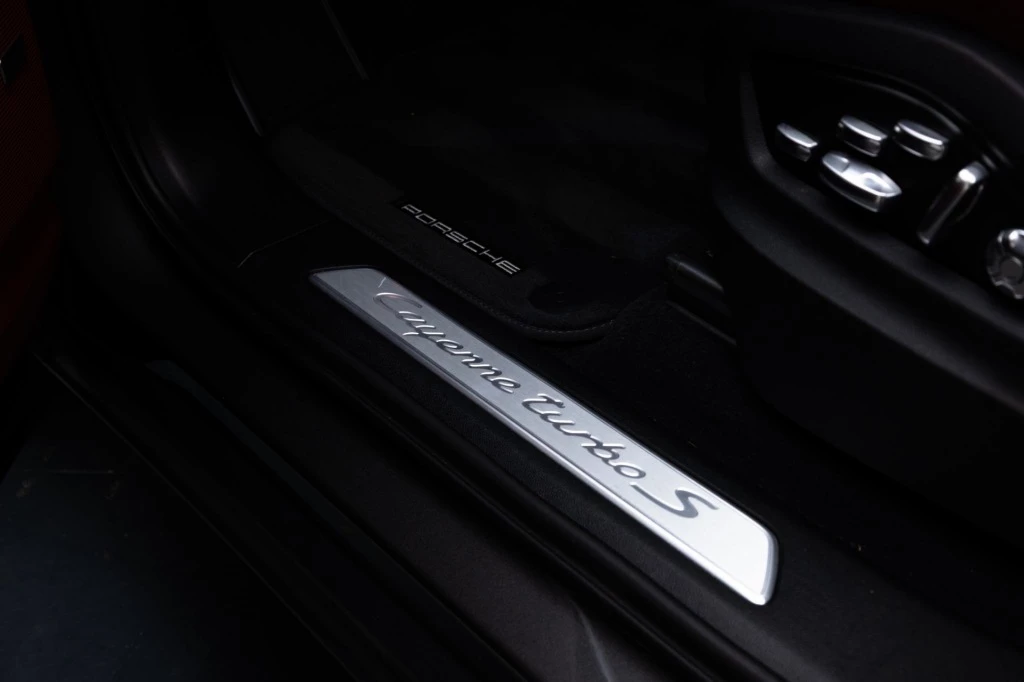 Hoofdafbeelding Porsche Cayenne