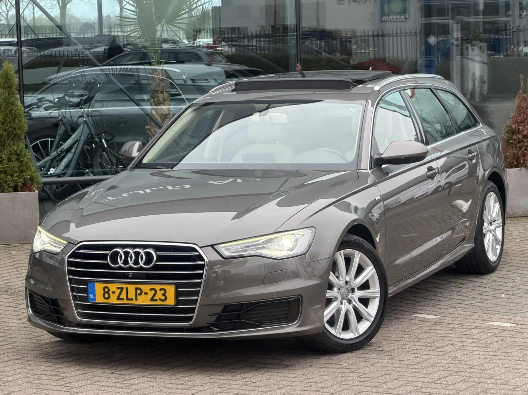 Hoofdafbeelding Audi A6