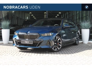 BMW 5 Serie Touring 530e M Sport Automaat / Panoramadak / Trekhaak / Bowers & Wilkins / Parking Assistant Professional / Adaptief onderstel professional / Stoelventilatie