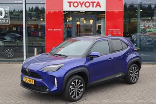 Toyota Yaris Cross 1.5 HYBRID 115 DYNAMIC STUUR/STOELVERWARMING KEYLESS PRIVACY-GLASS 17"LM-VELGEN APPLE/ANDROID LED